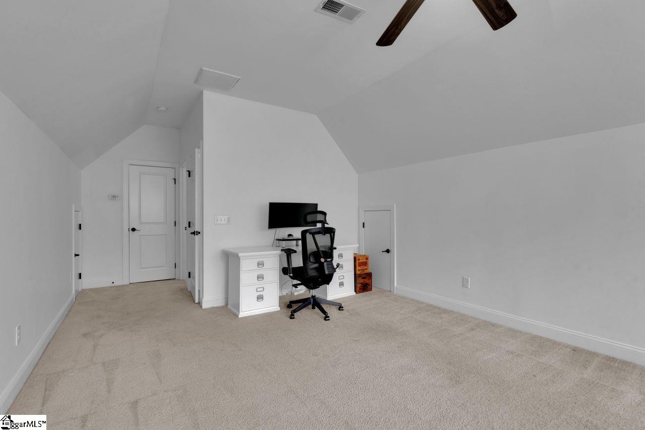 215 Algonquin Trail Greenville, SC 29607