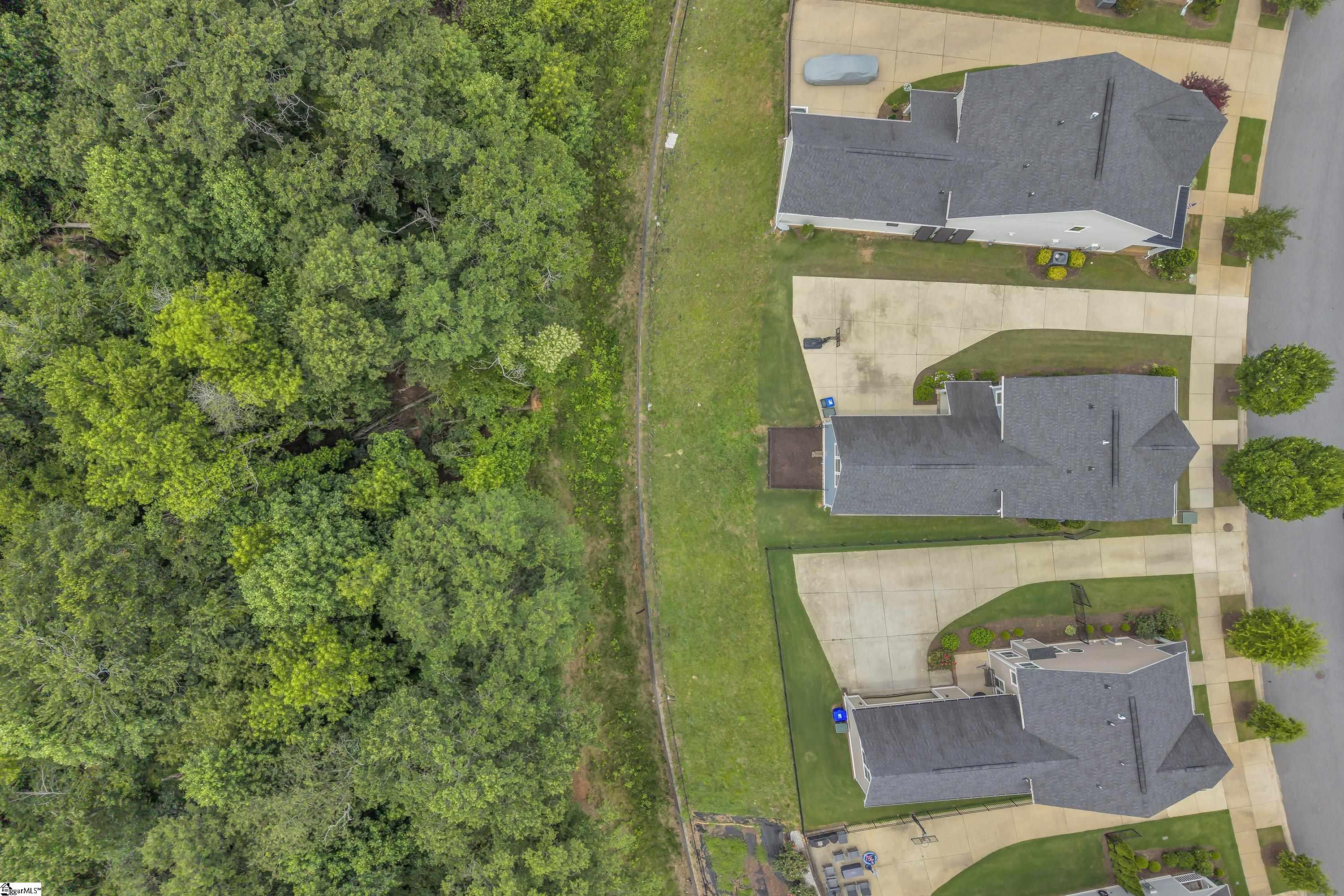215 Algonquin Trail Greenville, SC 29607