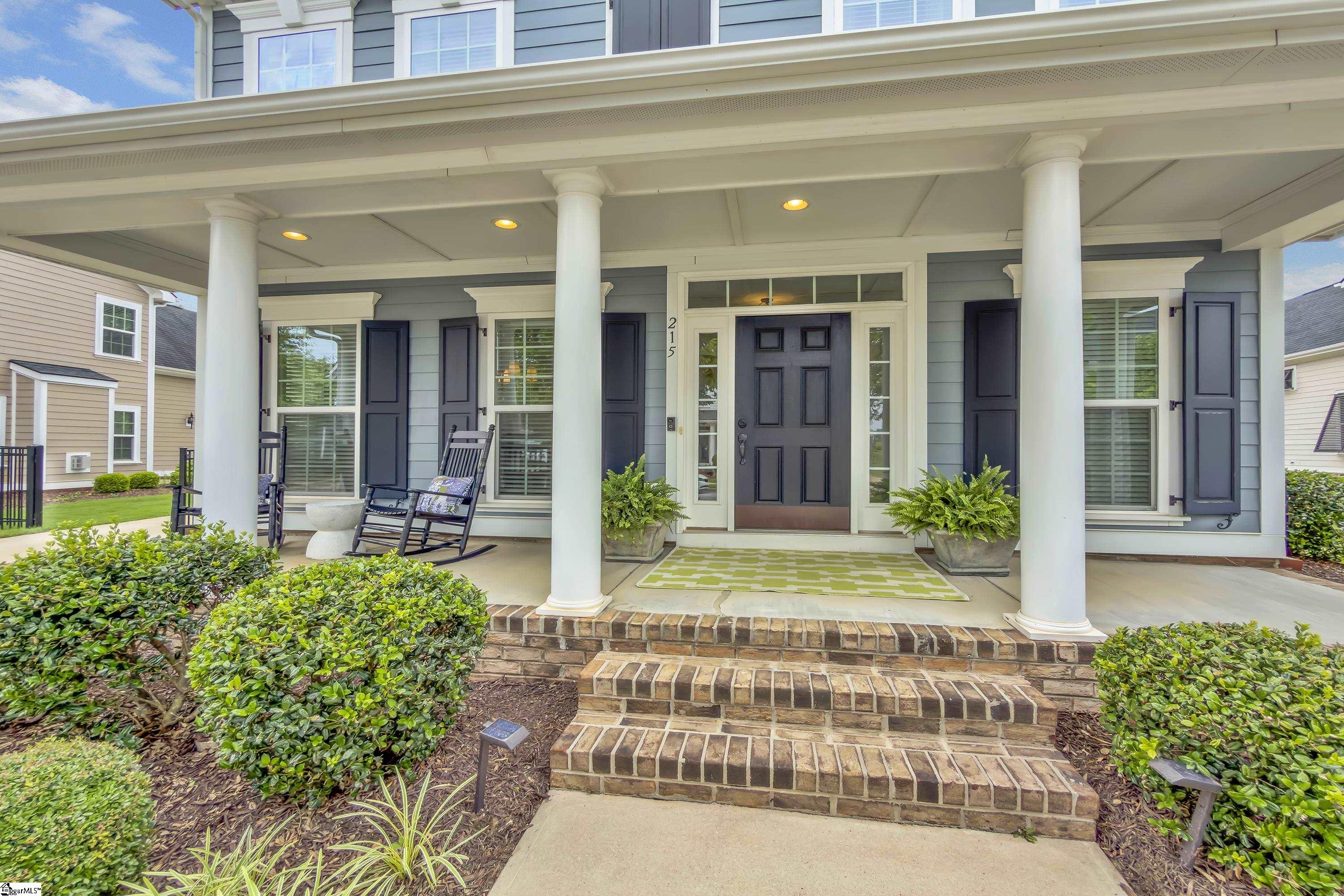 215 Algonquin Trail Greenville, SC 29607