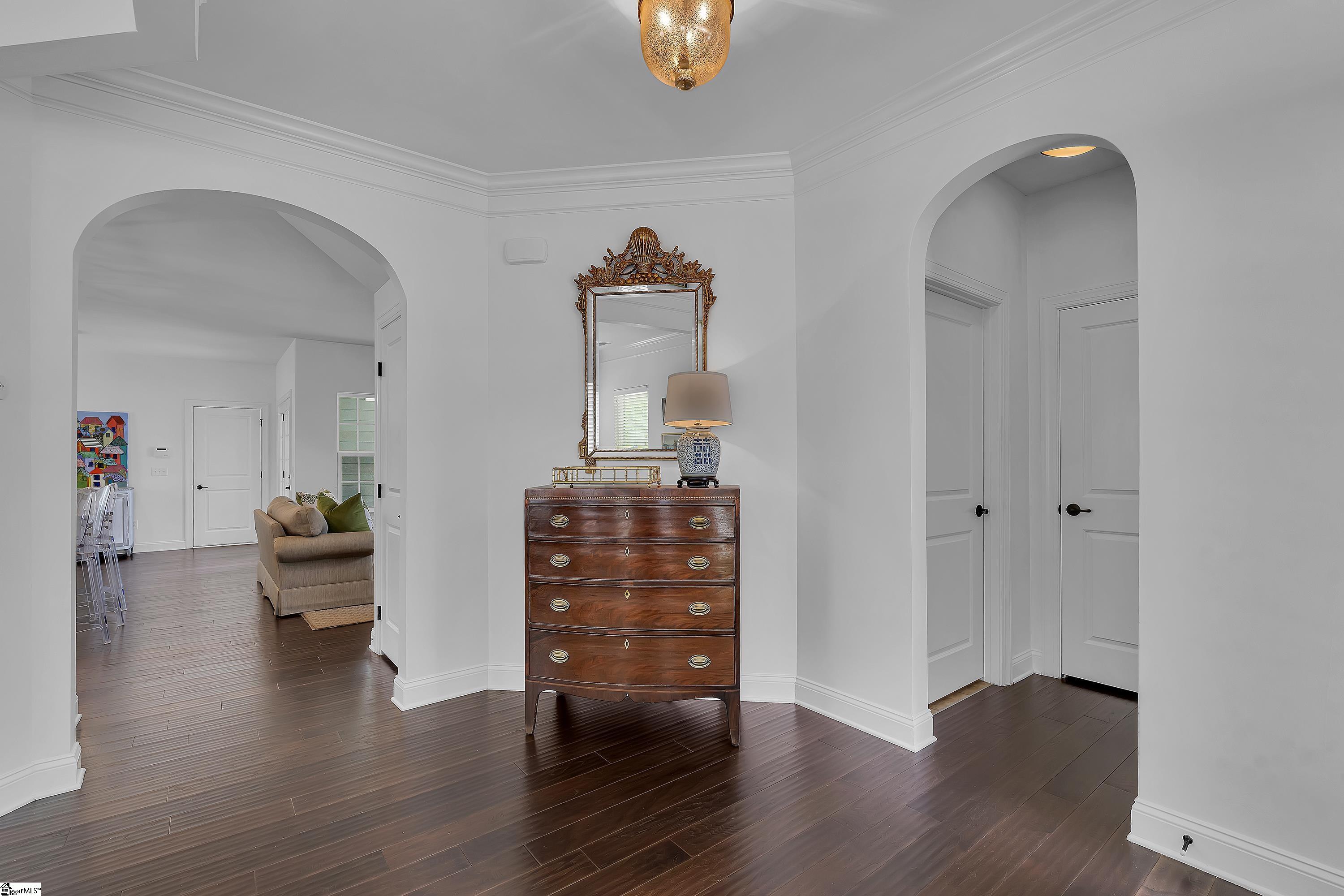 215 Algonquin Trail Greenville, SC 29607