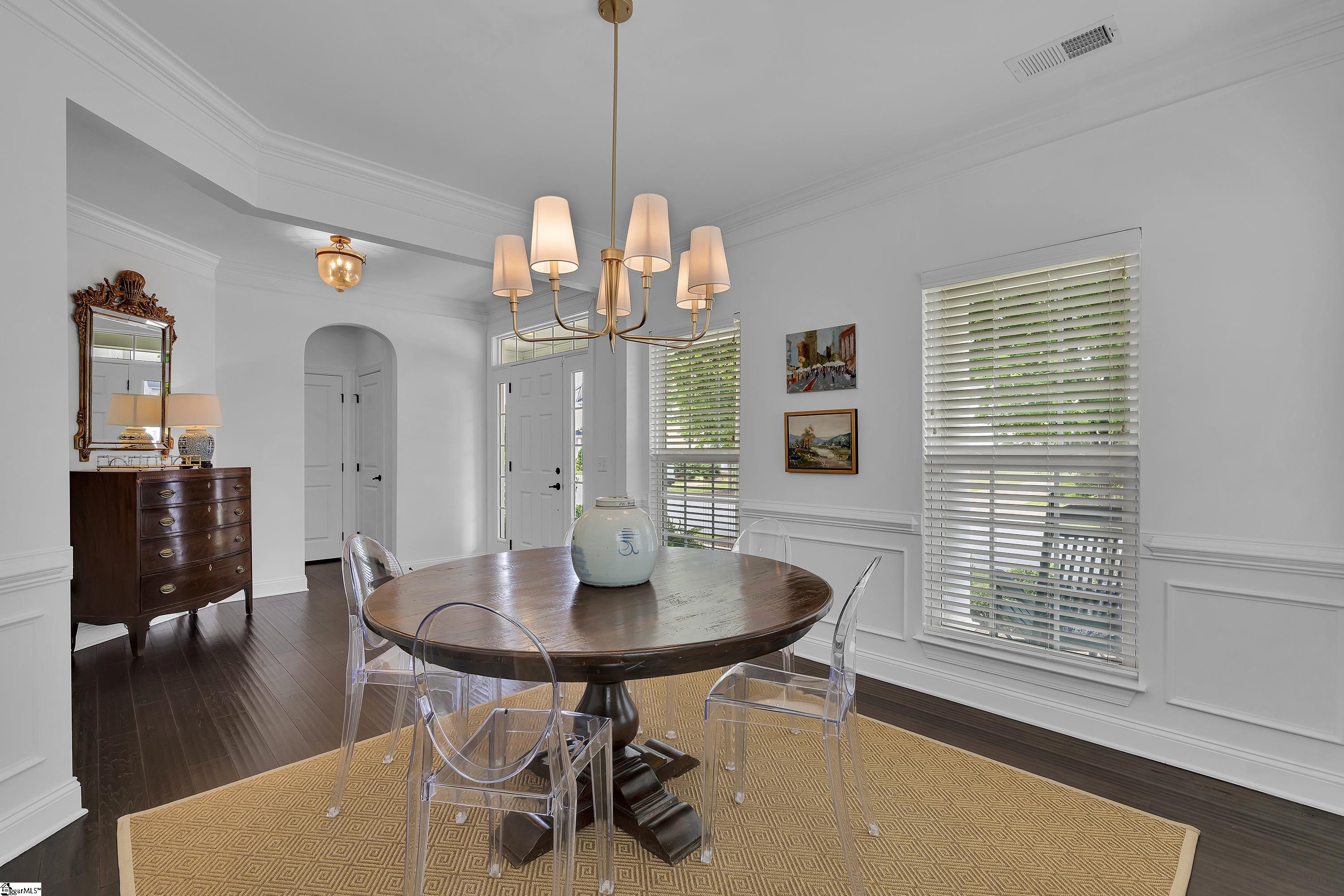 215 Algonquin Trail Greenville, SC 29607