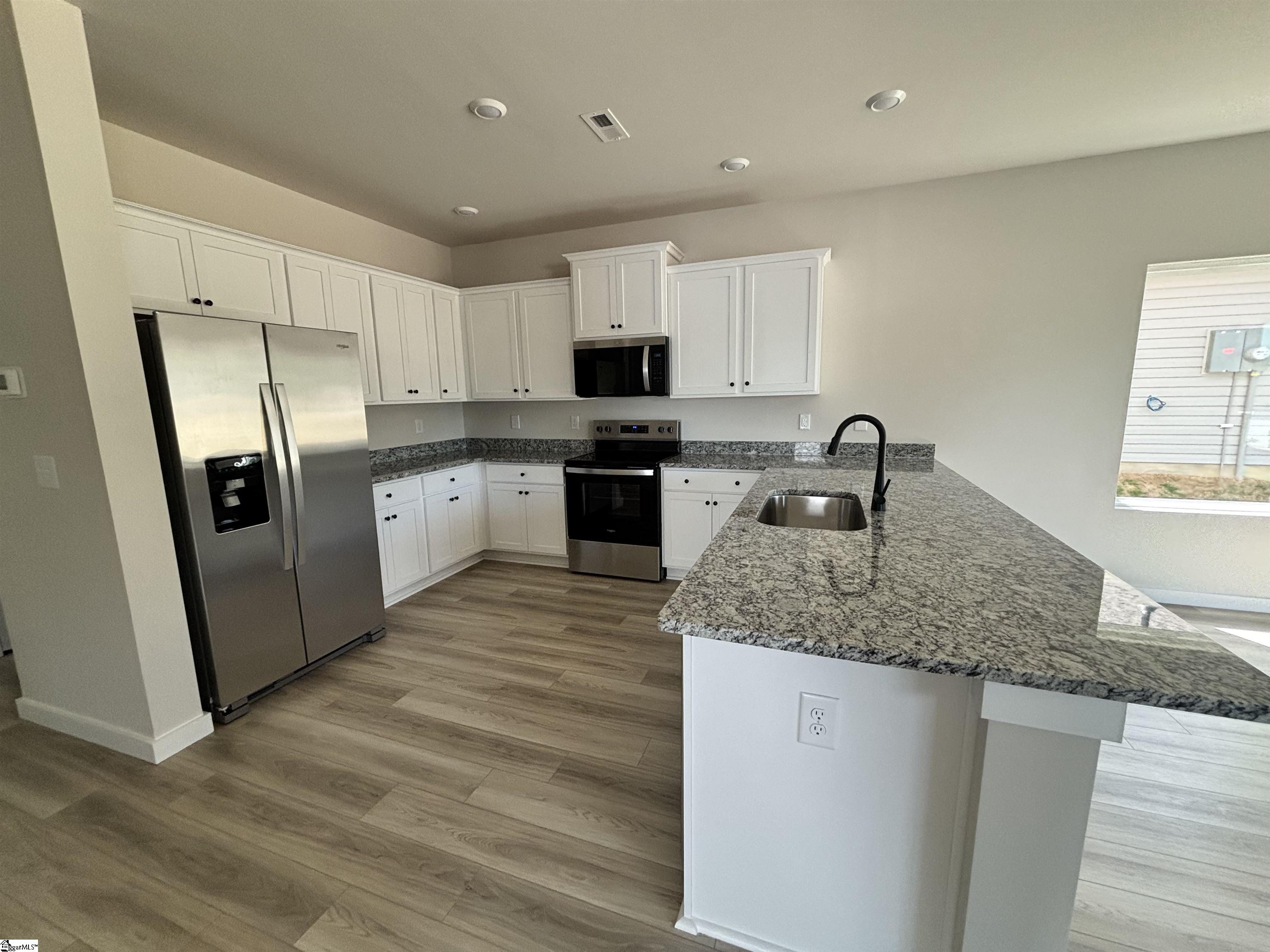 438 West Claywalk Road Woodruff, SC 29388