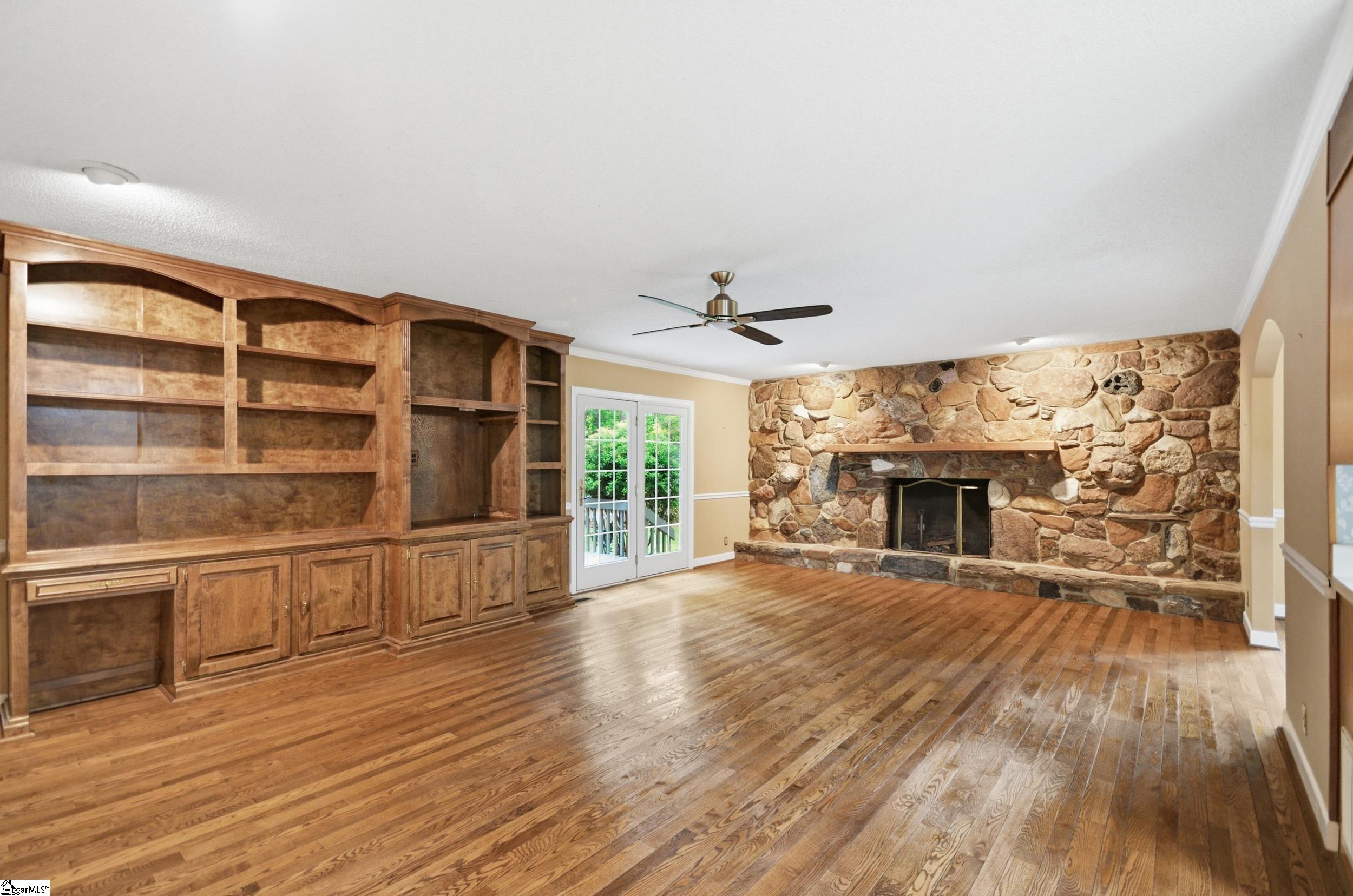 100 Crystal Lane Pickens, SC 29671
