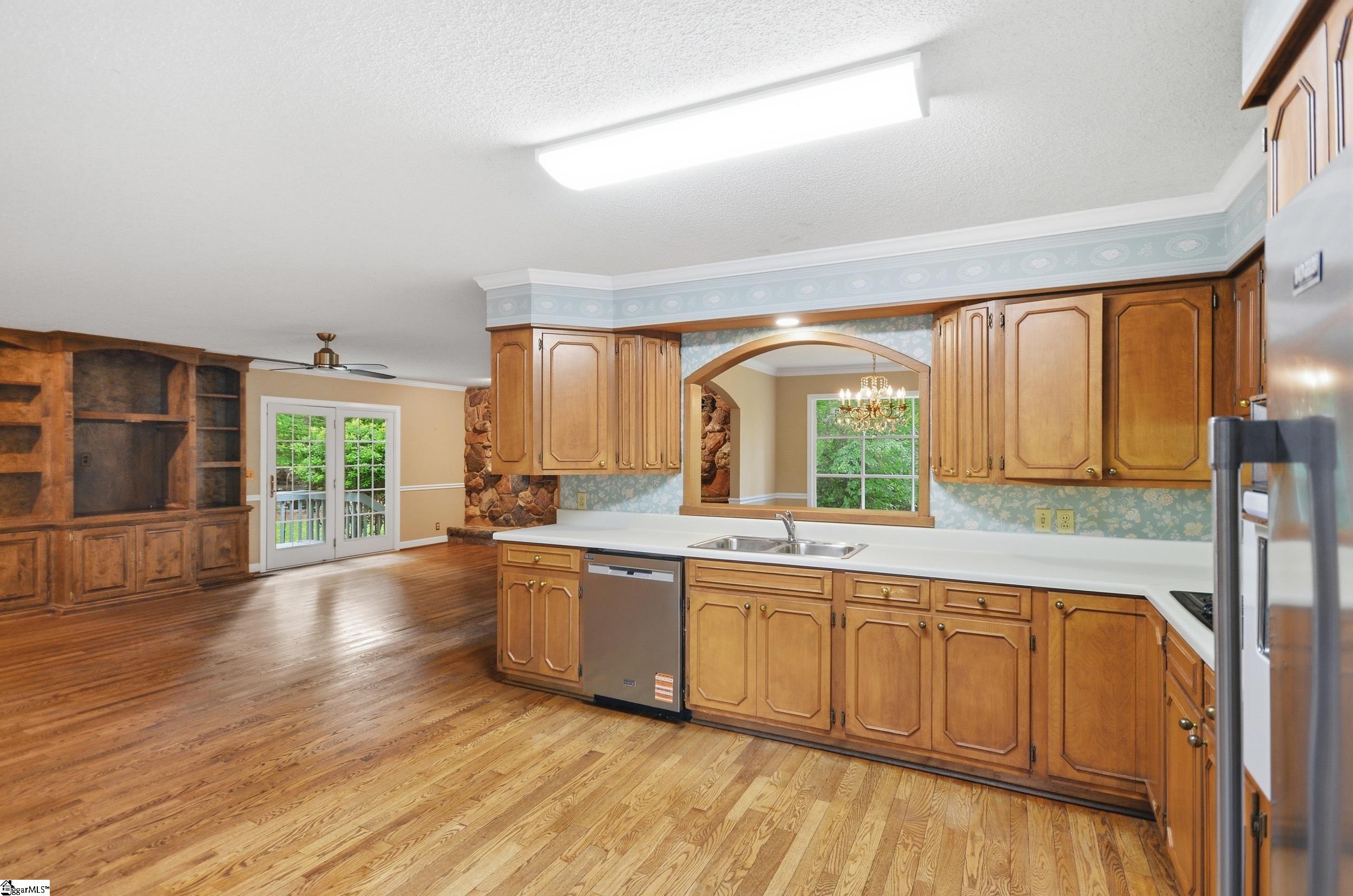 100 Crystal Lane Pickens, SC 29671