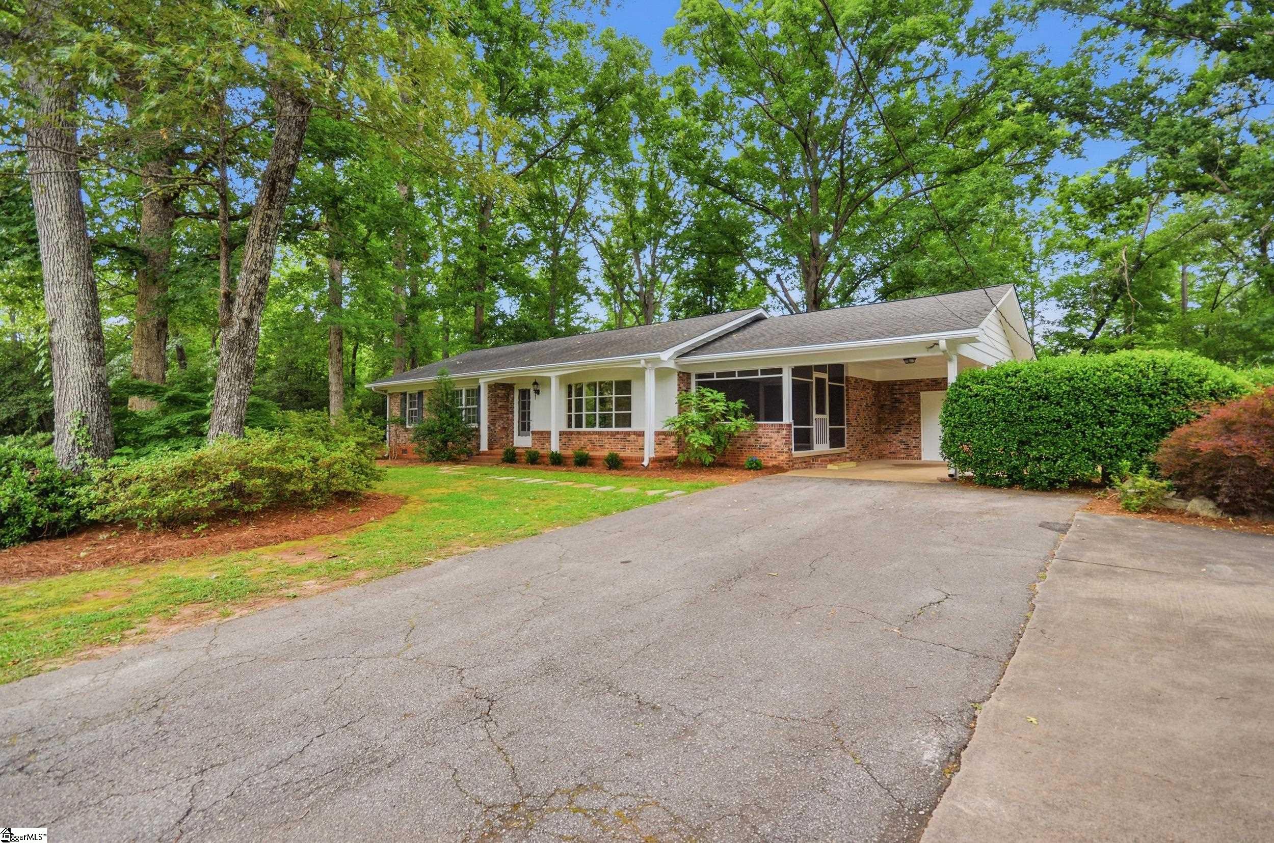100 Crystal Lane Pickens, SC 29671