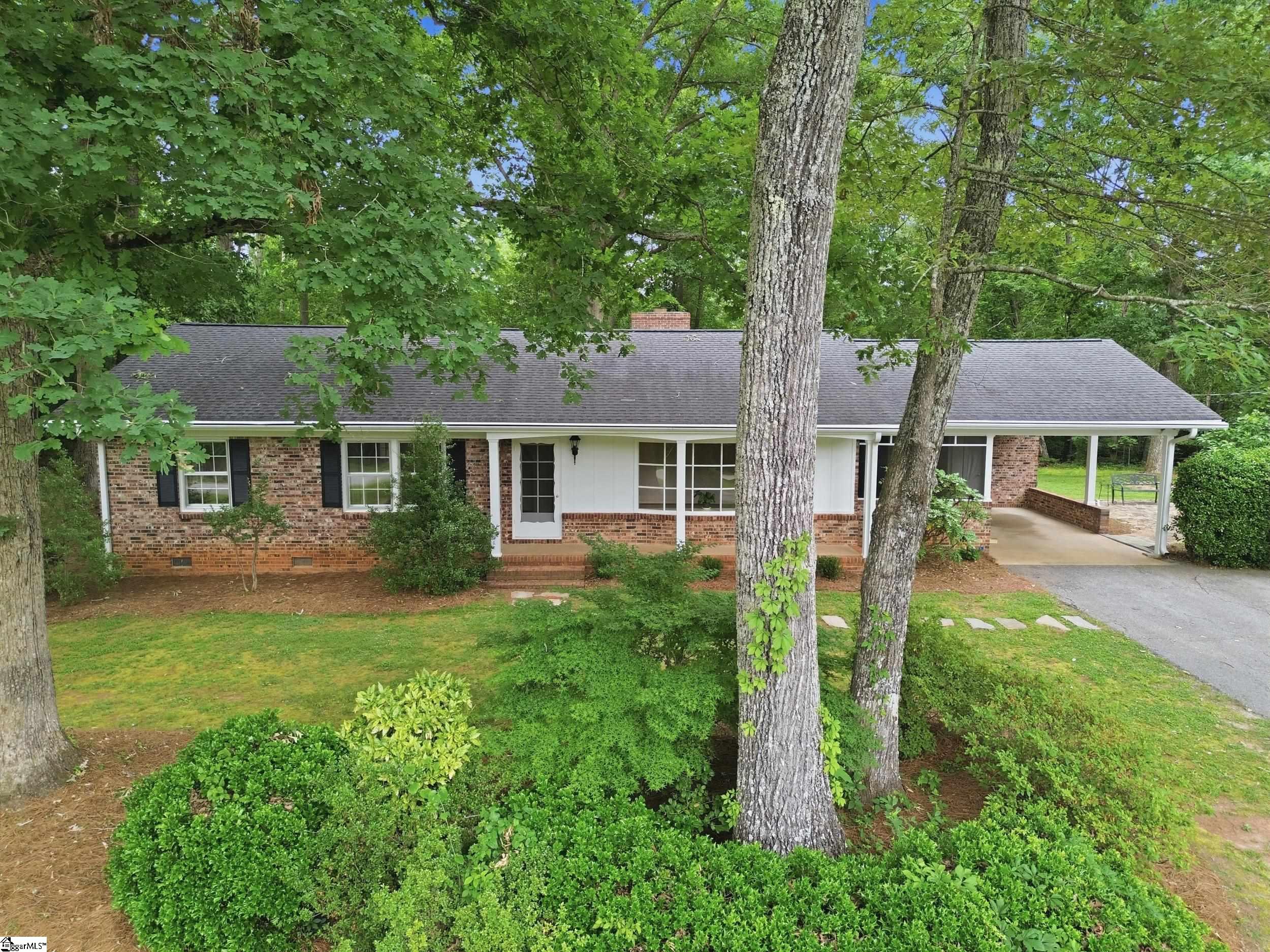 100 Crystal Lane Pickens, SC 29671