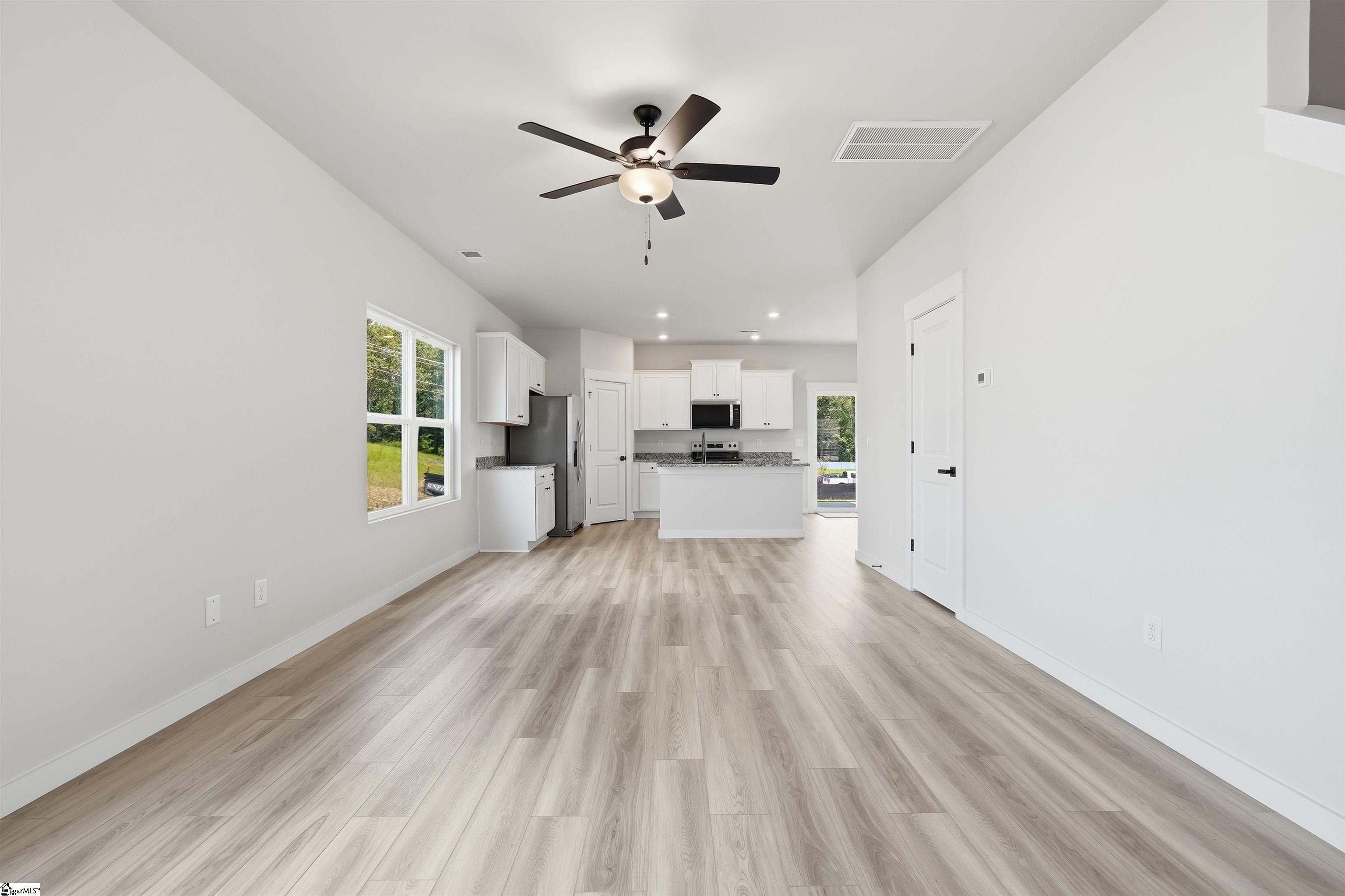 Photo 3 of Single family home for sale at 435 West Claywalk Rd, Woodruff, SC 29388 | MLS# 1595090 | Listing updated on 2026-09-18
