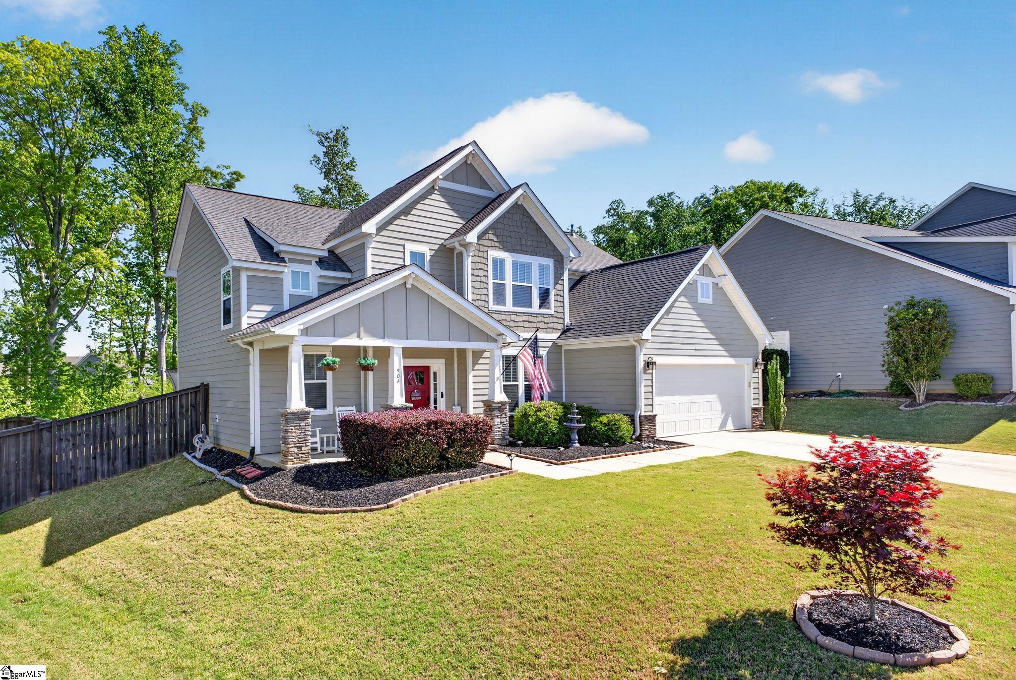 904 Lockhurst Drive Simpsonville, SC 29681