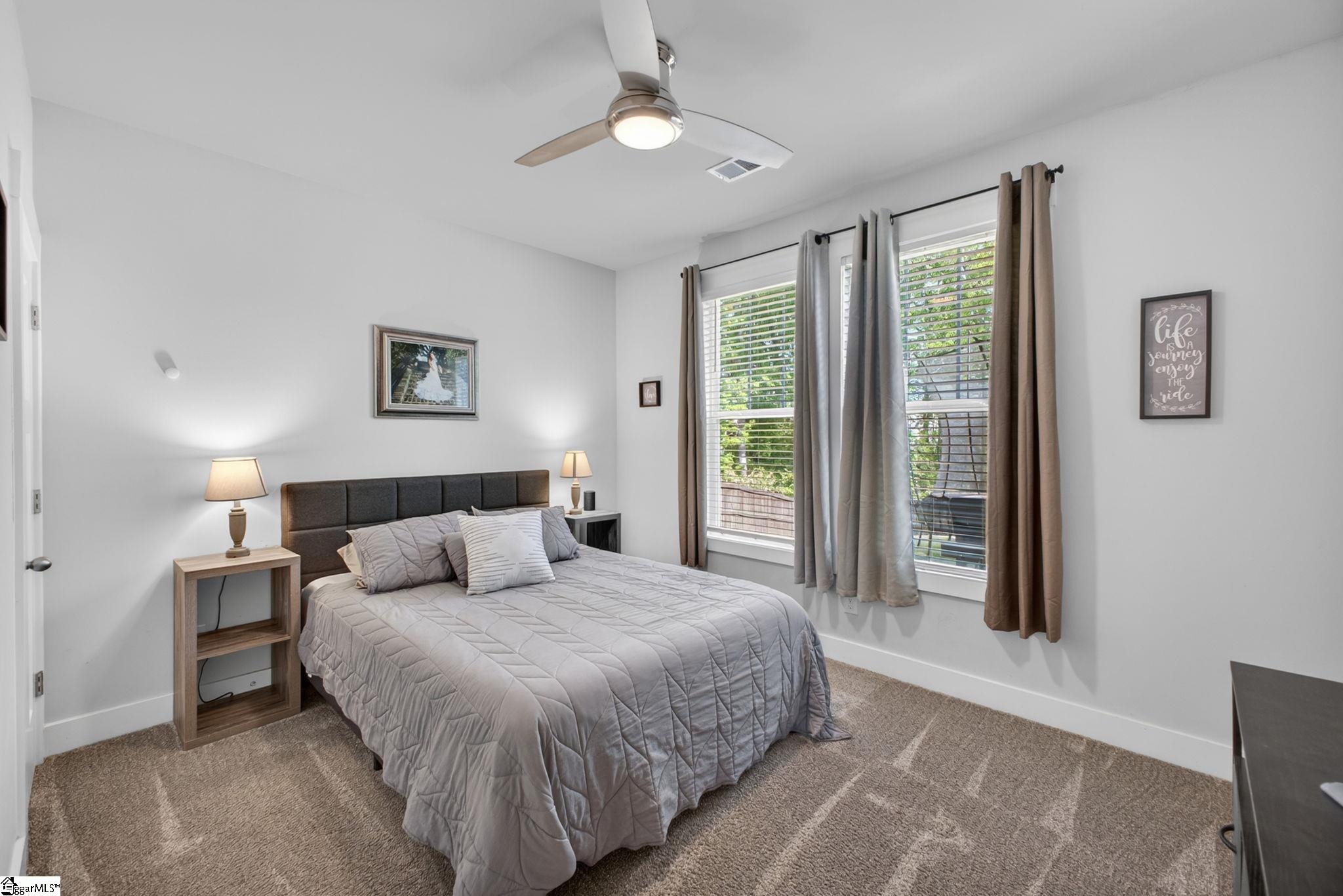 904 Lockhurst Drive Simpsonville, SC 29681