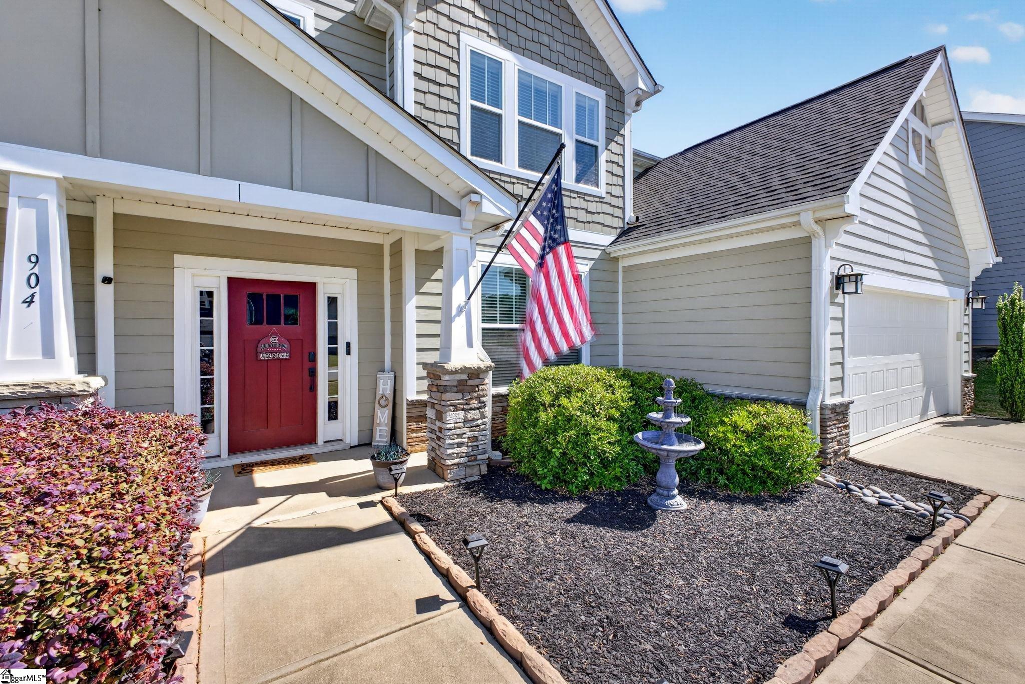 904 Lockhurst Drive Simpsonville, SC 29681
