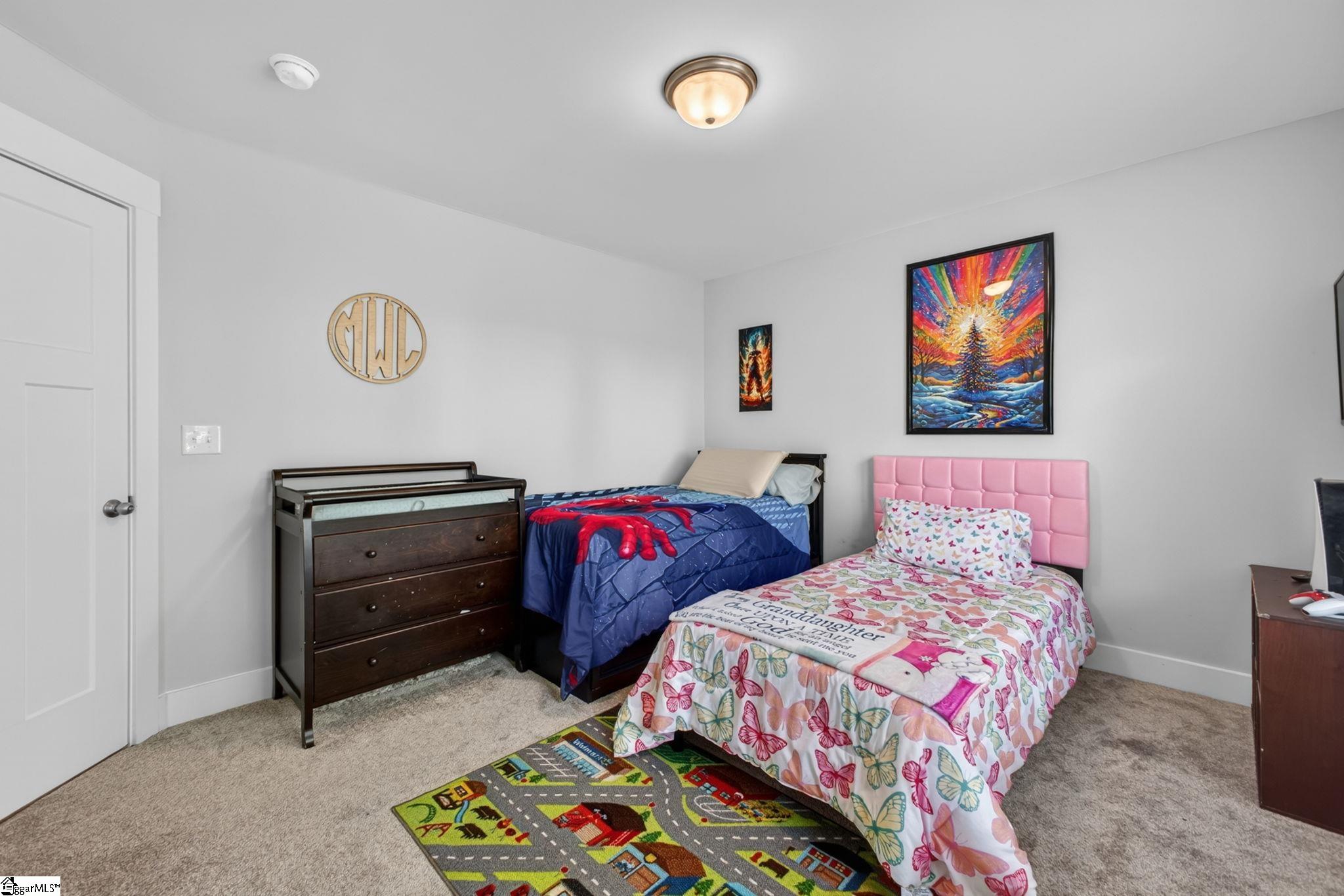 904 Lockhurst Drive Simpsonville, SC 29681
