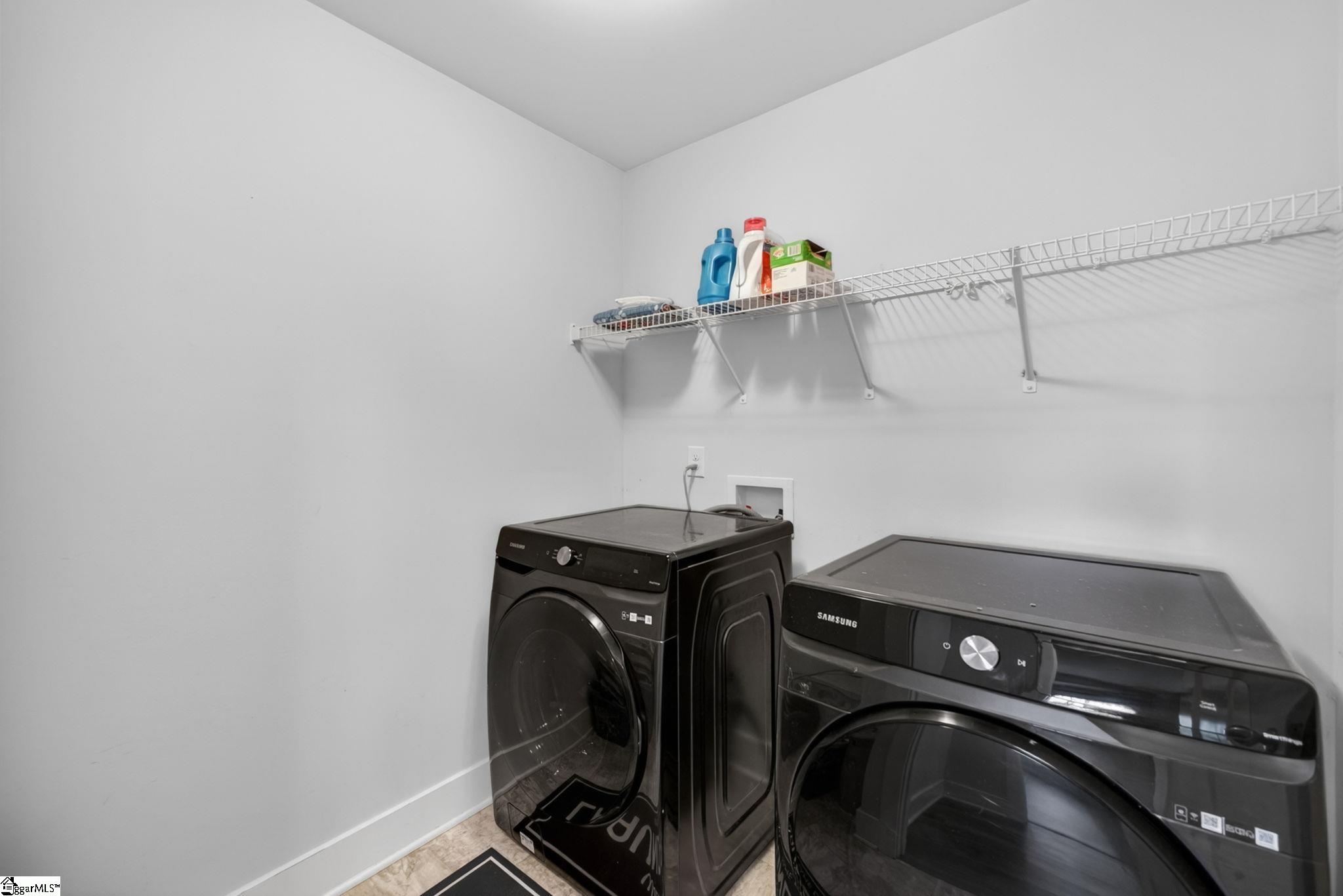 904 Lockhurst Drive Simpsonville, SC 29681