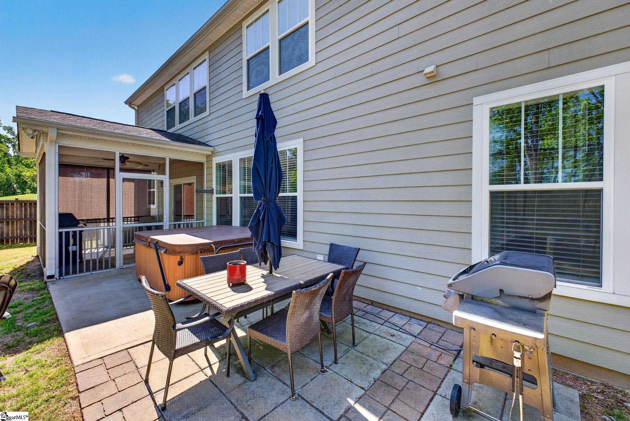 904 Lockhurst Drive Simpsonville, SC 29681