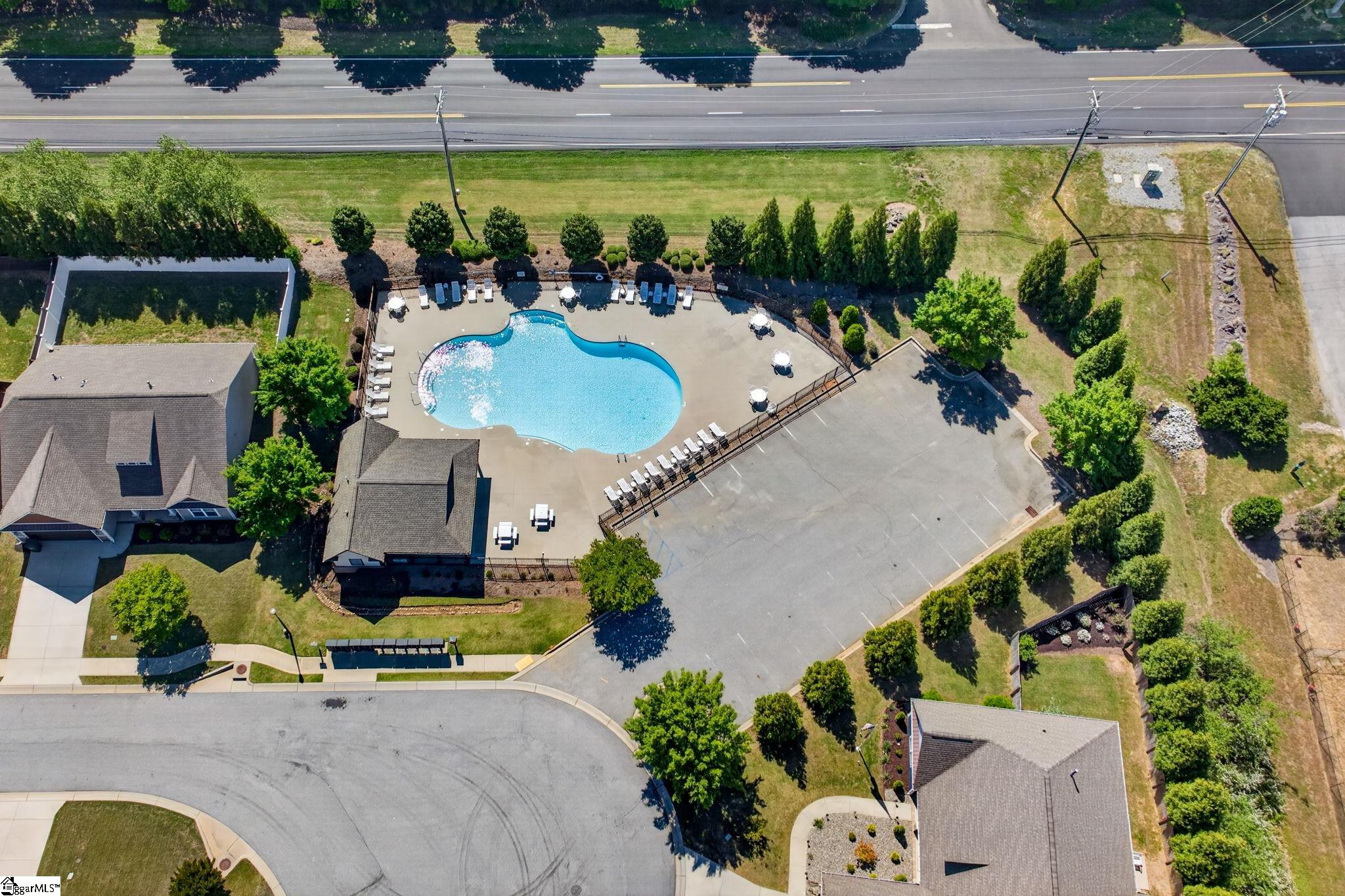 904 Lockhurst Drive Simpsonville, SC 29681