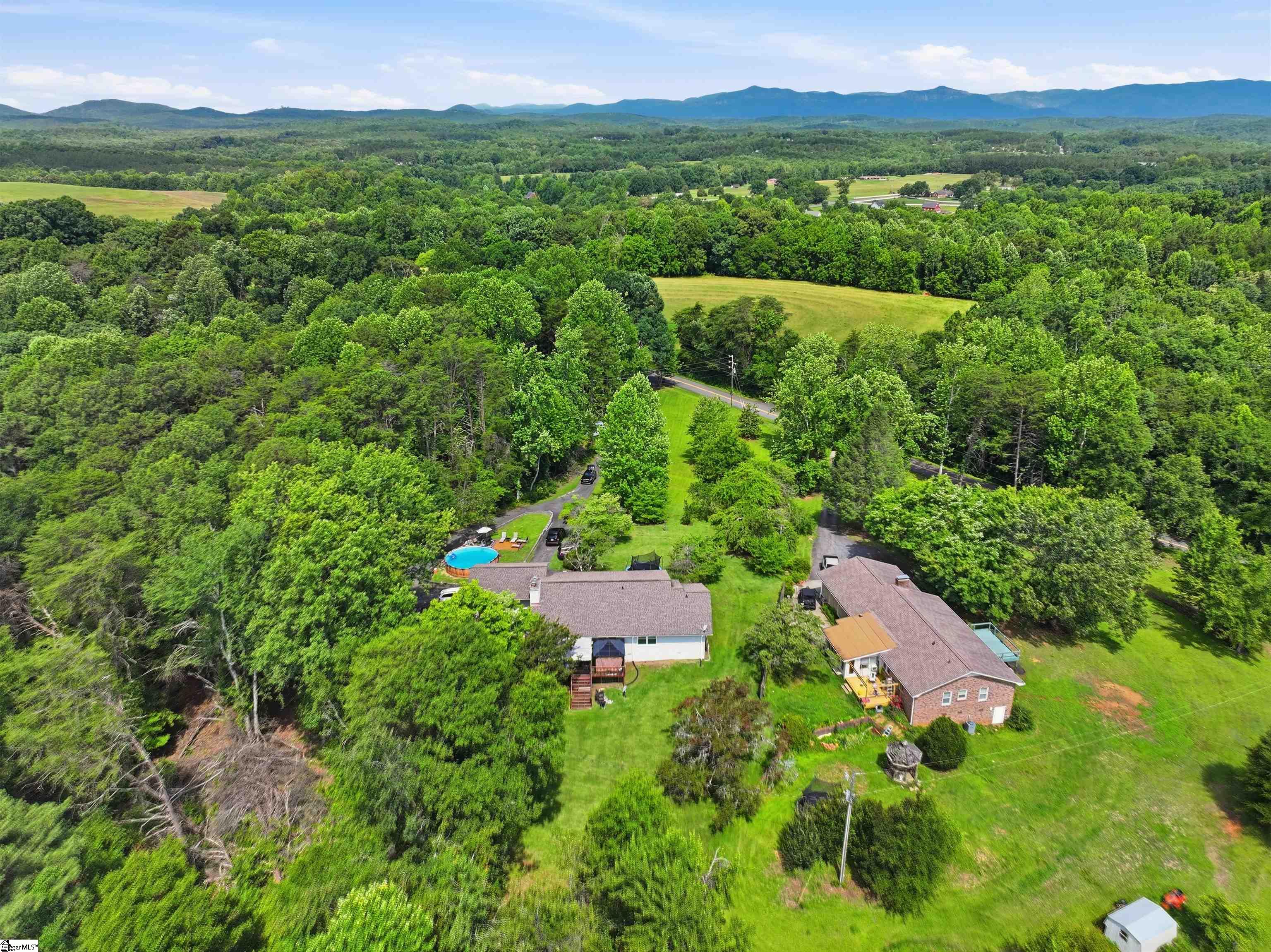 196 E Raines Road Easley, SC 29640-7638