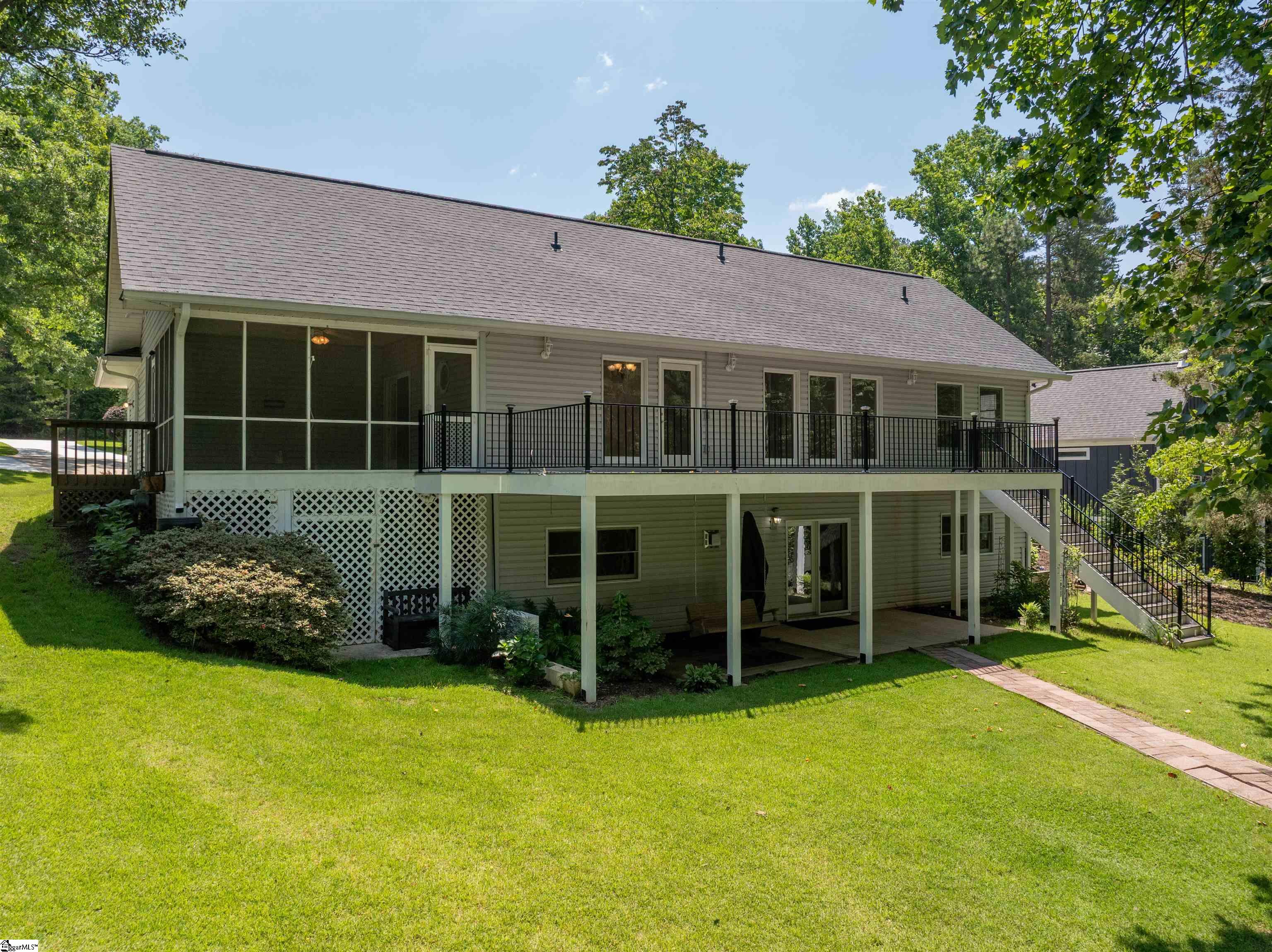 113 Cane Creek Harbor Road Seneca, SC 29672