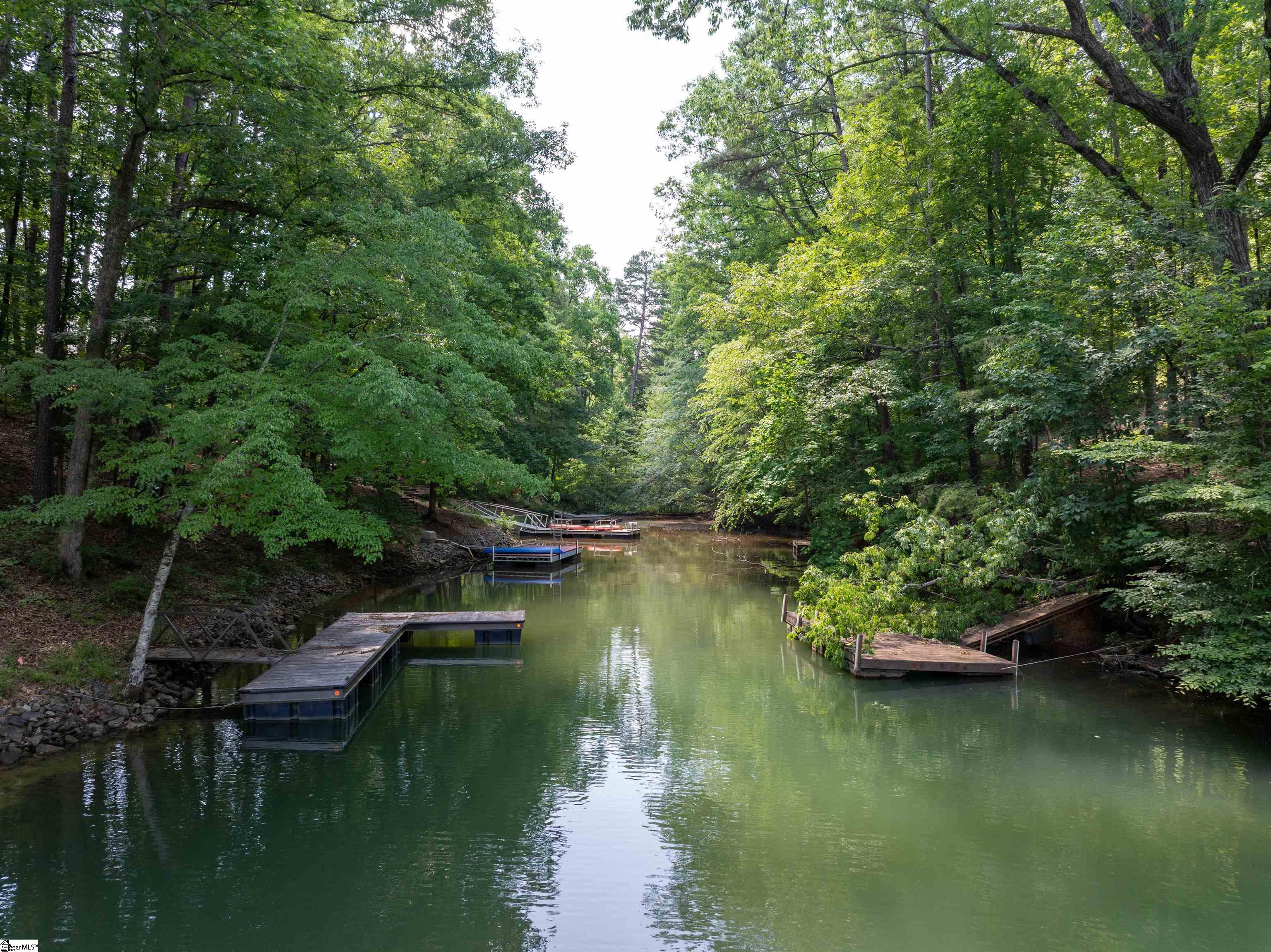 113 Cane Creek Harbor Road Seneca, SC 29672