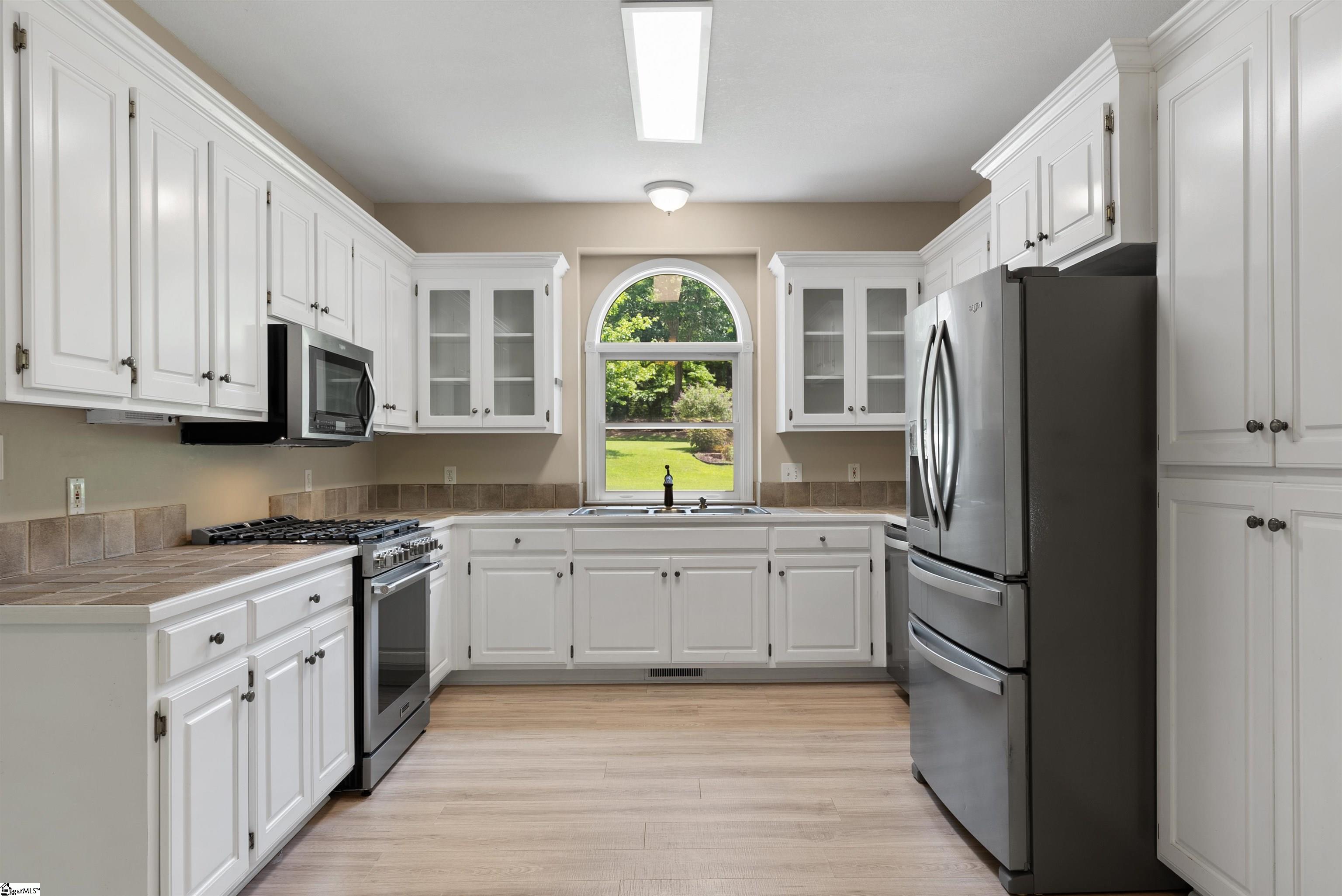 113 Cane Creek Harbor Road Seneca, SC 29672