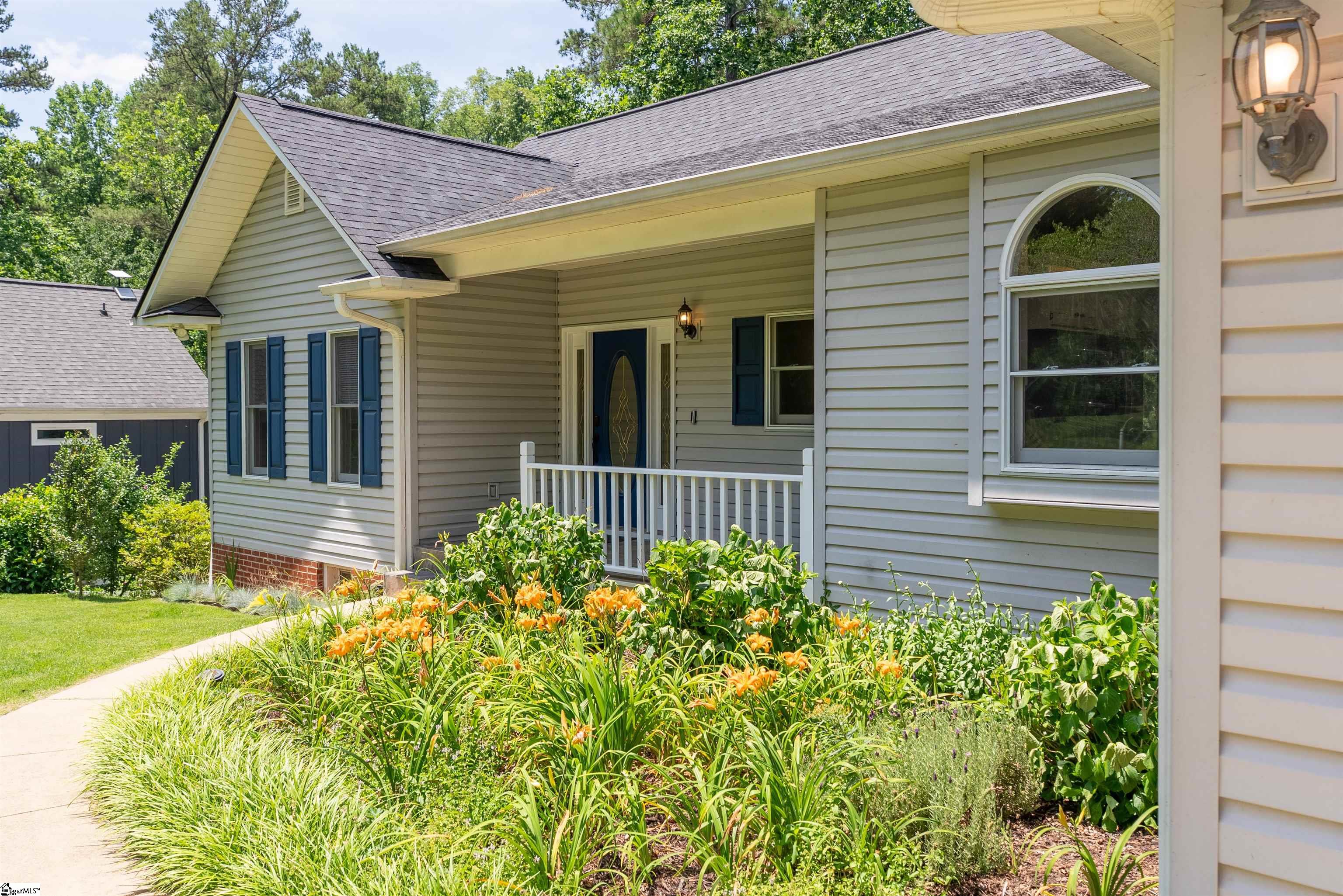 113 Cane Creek Harbor Road Seneca, SC 29672