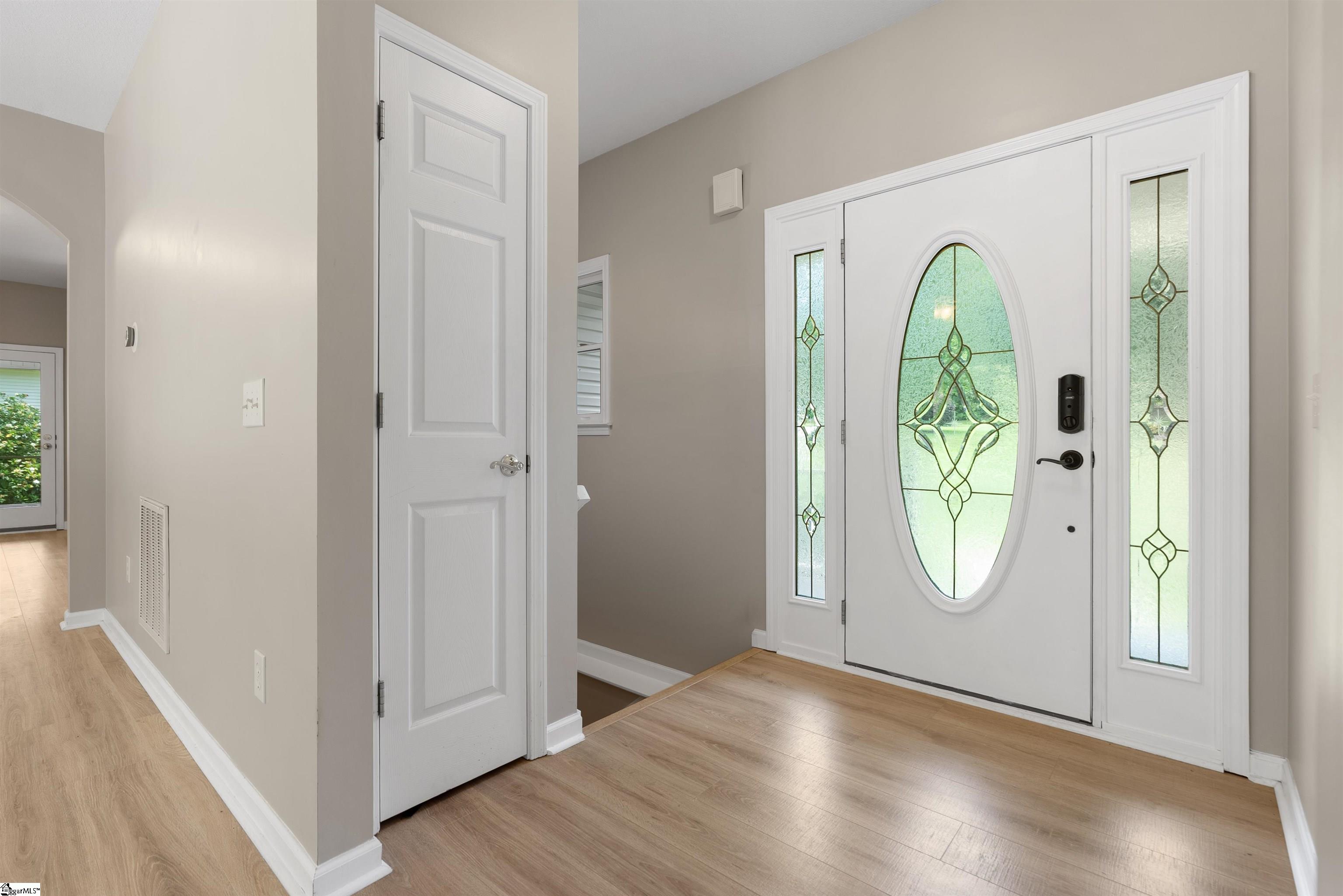 113 Cane Creek Harbor Road Seneca, SC 29672