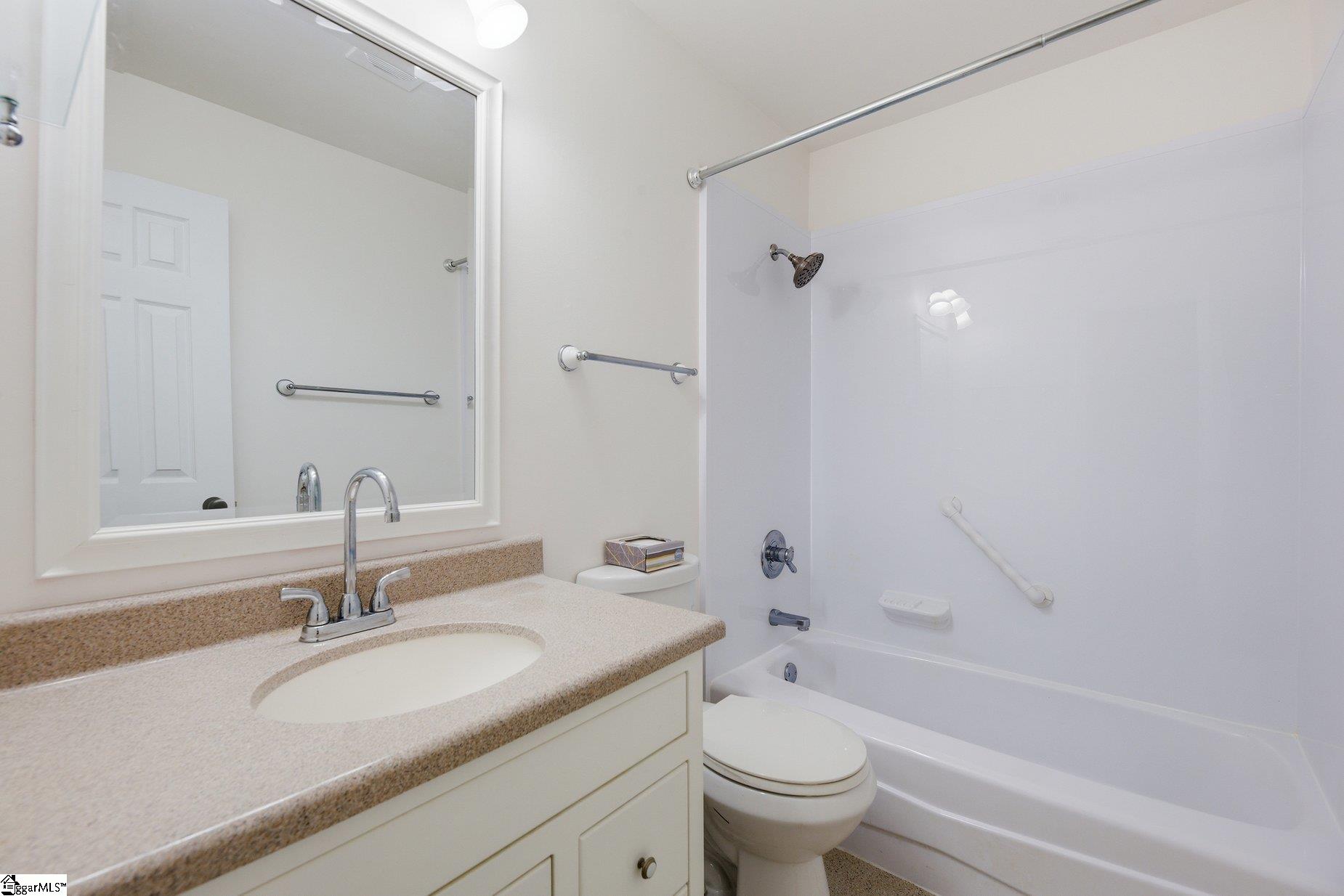 1462 Dover Road UNIT unit A Spartanburg, SC 29301