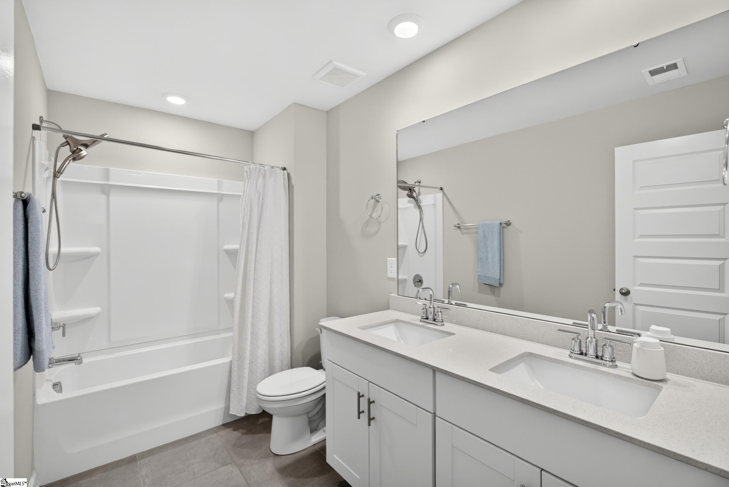 117 Mainsail Way Spartanburg, SC 29301