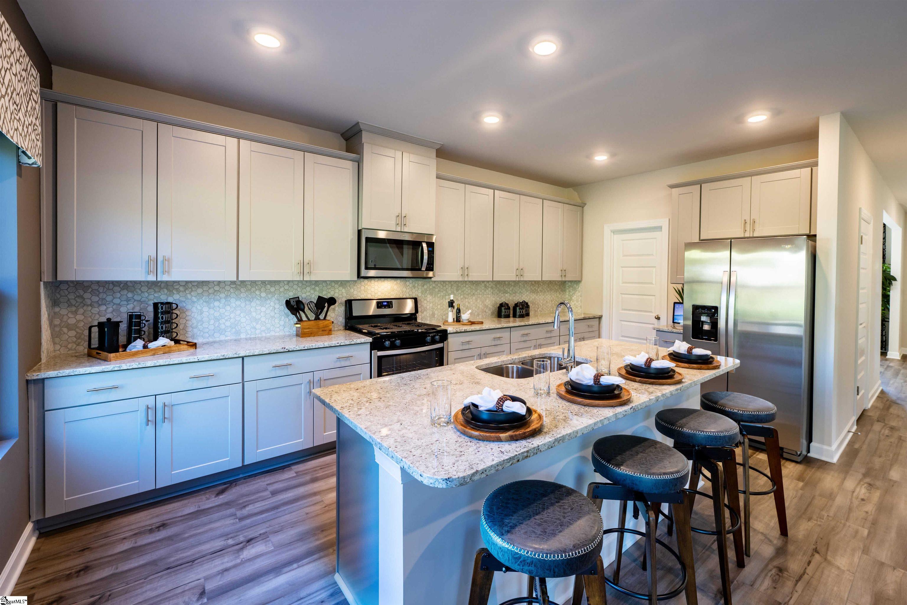1545 Erindale Drive Wellford, SC 29385