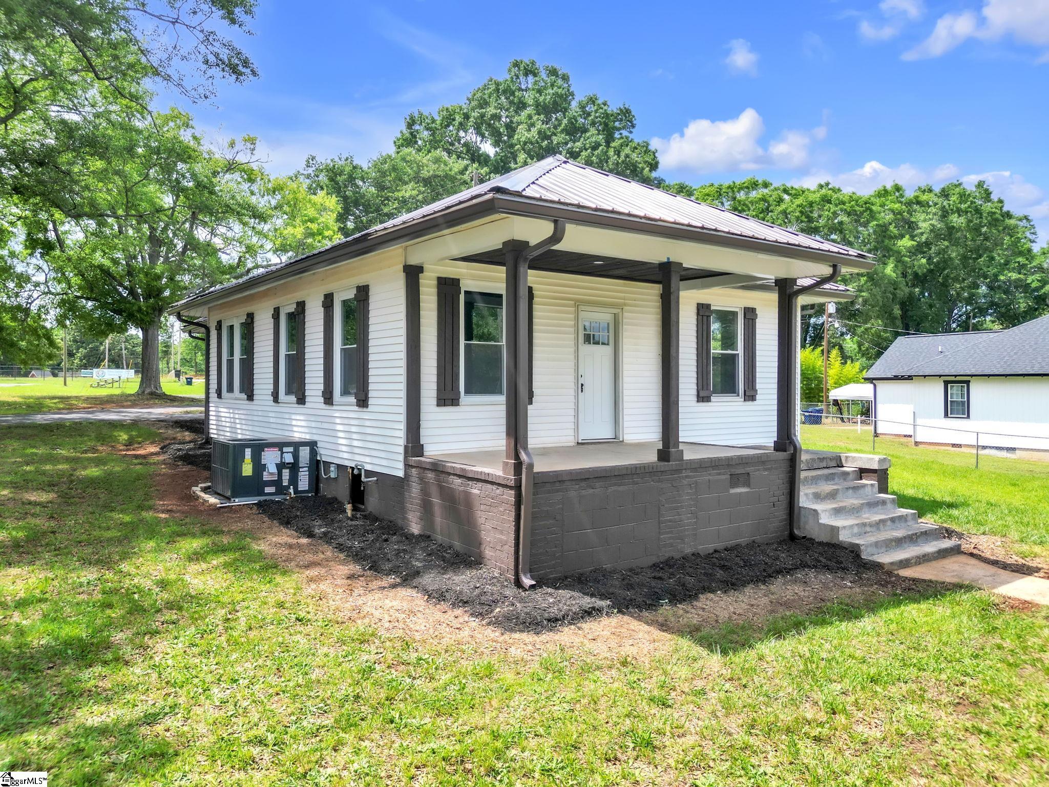 301 Anderson Street Pelzer, SC 29669