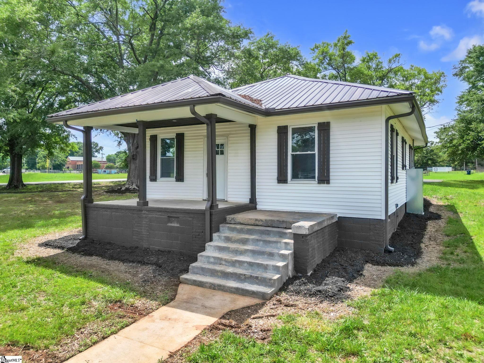 301 Anderson Street Pelzer, SC 29669