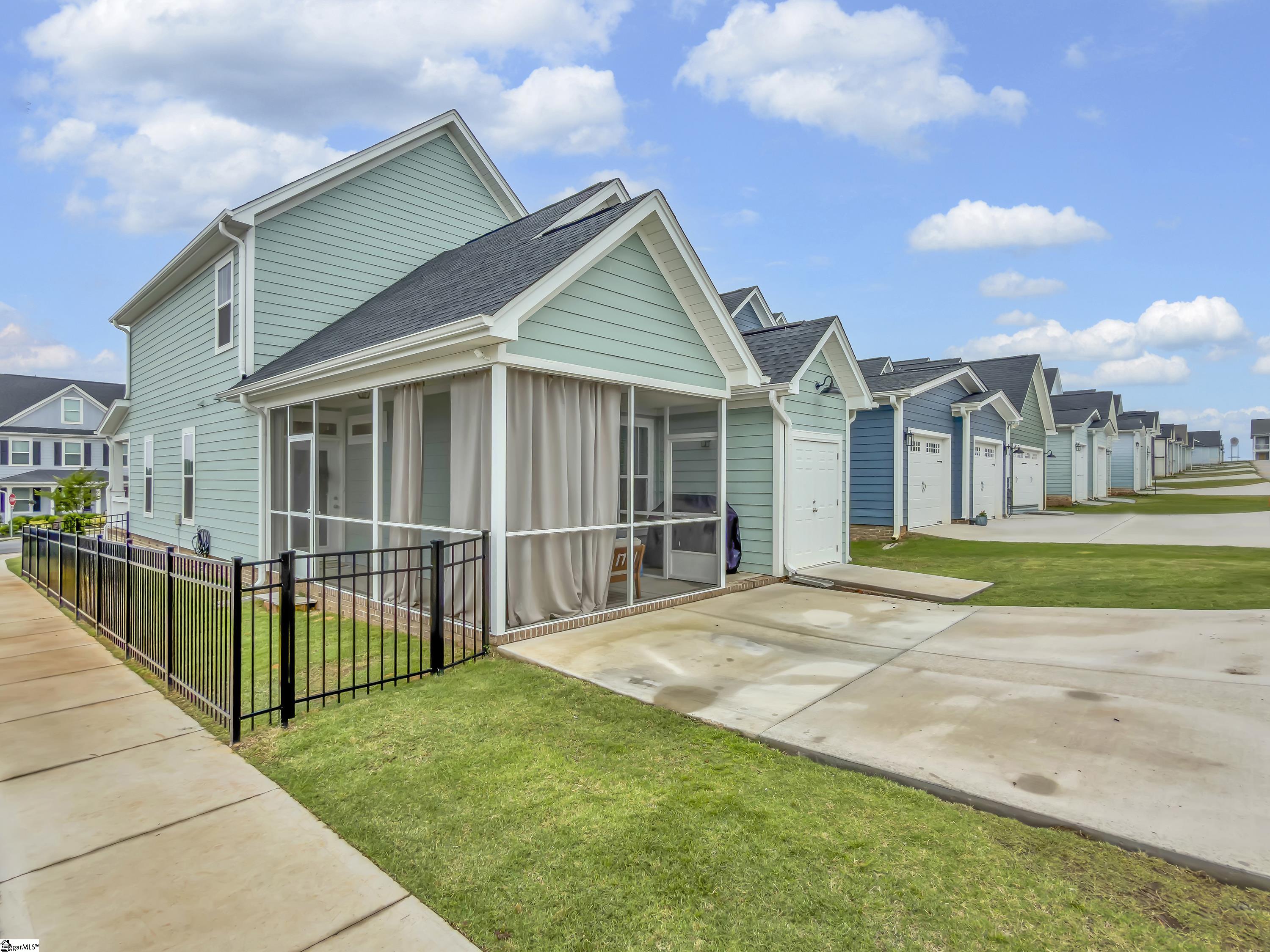 213 Townsend Avenue Greer, SC 29651