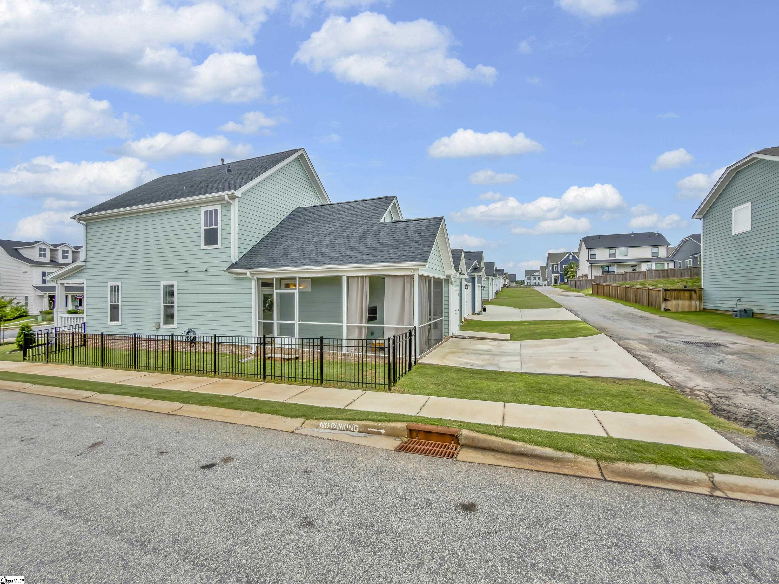 213 Townsend Avenue Greer, SC 29651