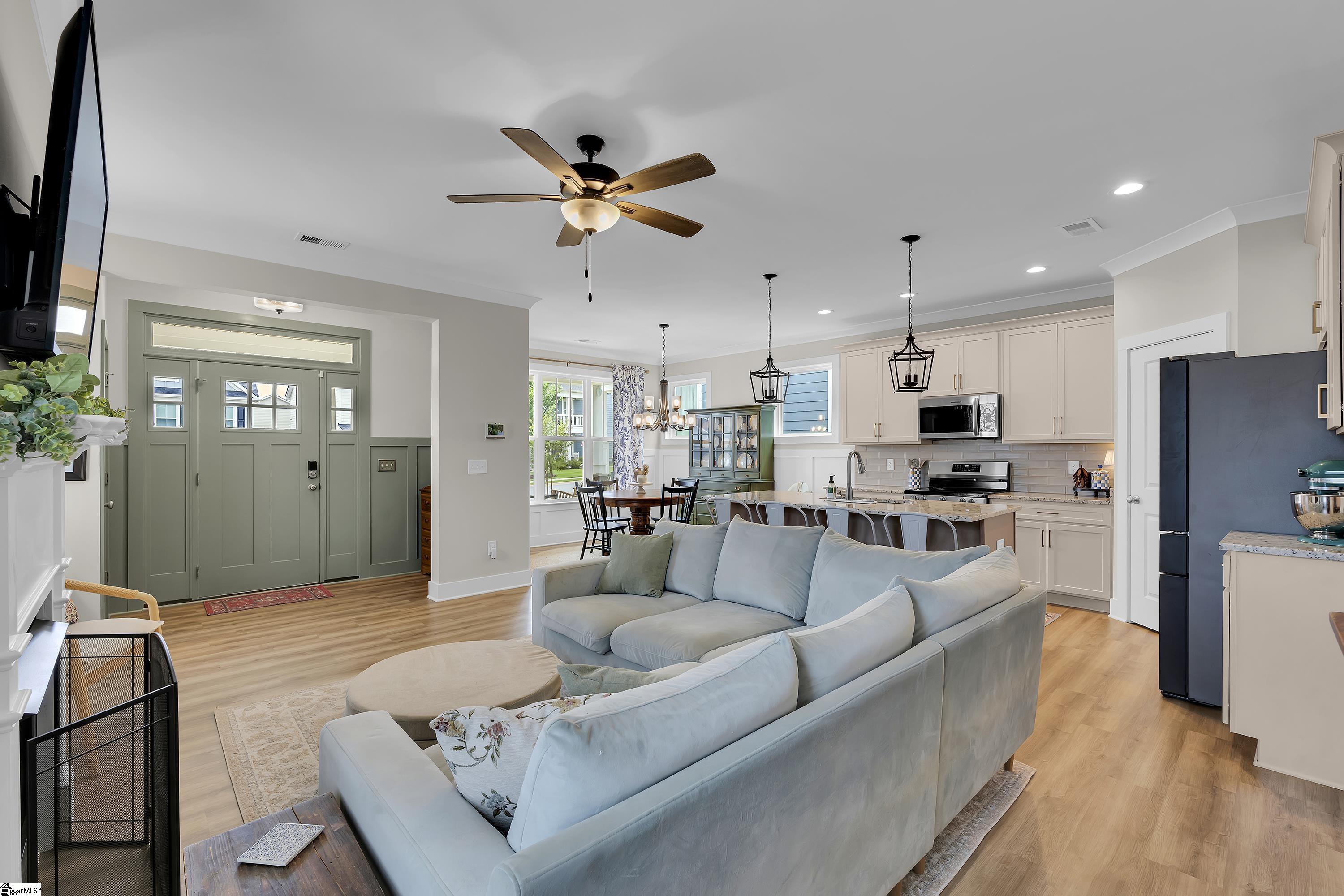 213 Townsend Avenue Greer, SC 29651