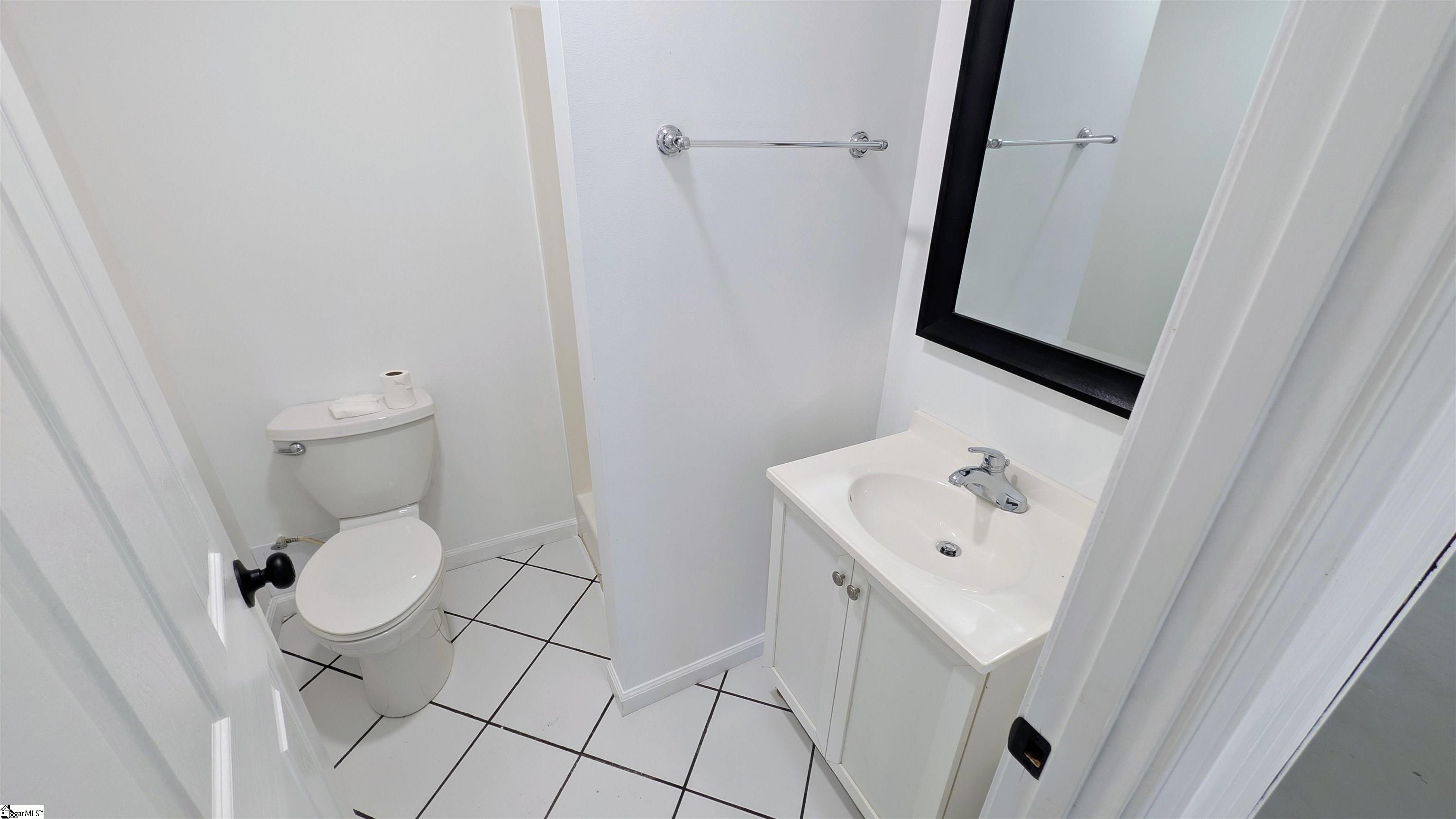 193 Laurel Street Spartanburg, SC 29303