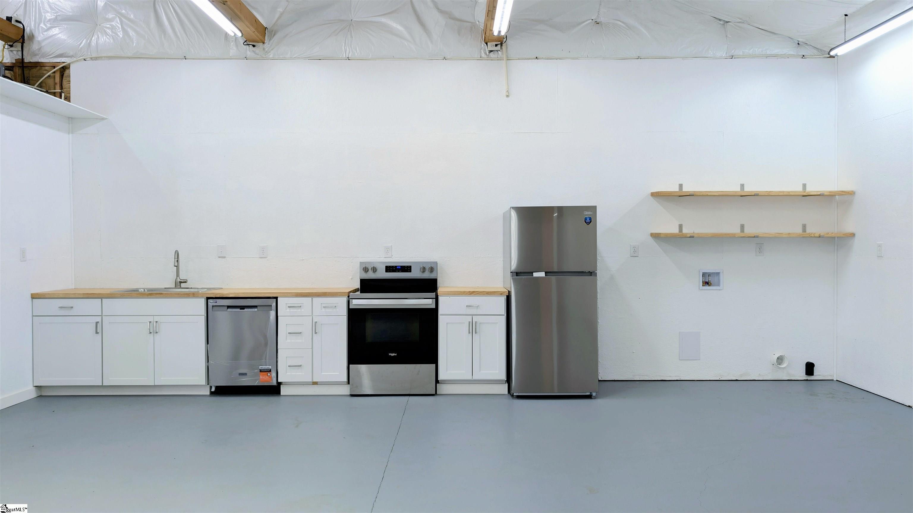193 Laurel Street Spartanburg, SC 29303