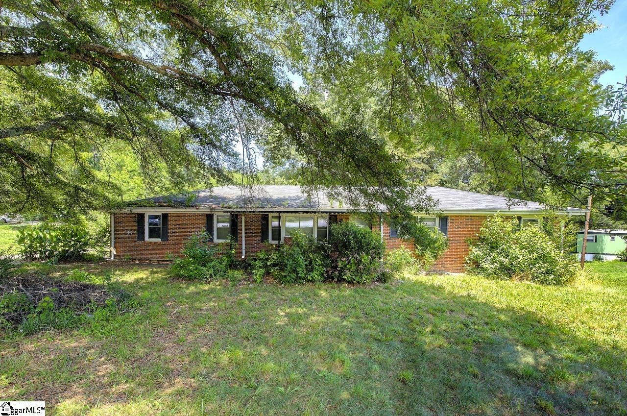 1105 E Georgia Road Simpsonville, SC 29681
