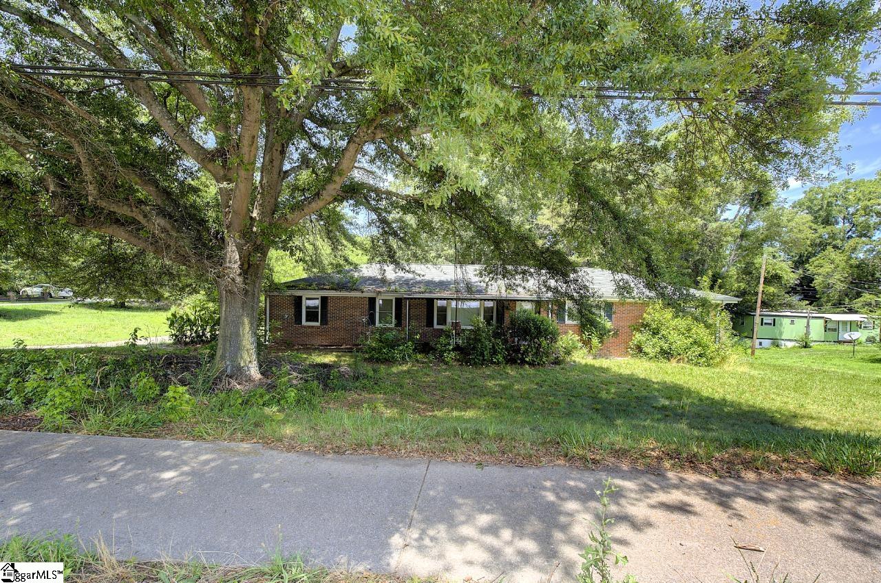 1105 E Georgia Road Simpsonville, SC 29681