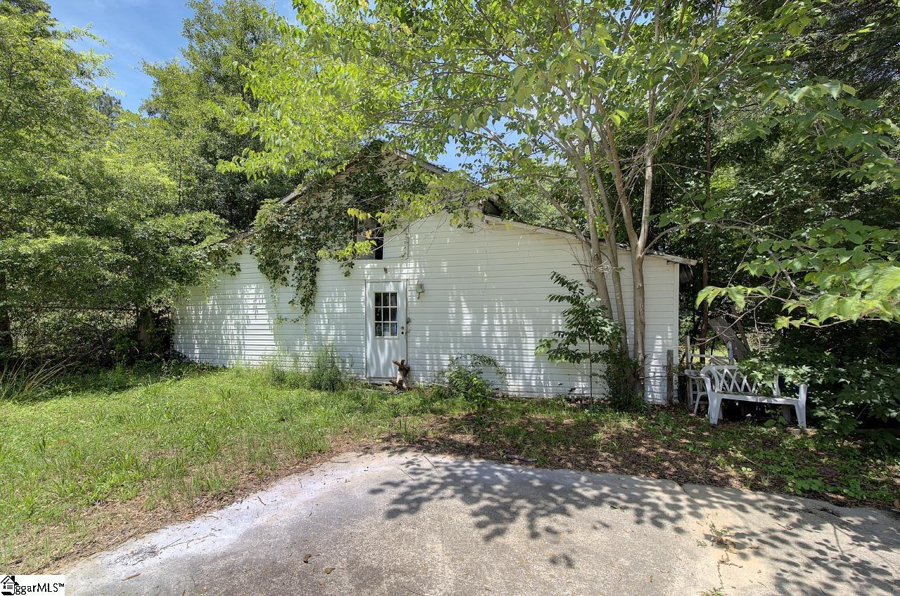 1105 E Georgia Road Simpsonville, SC 29681