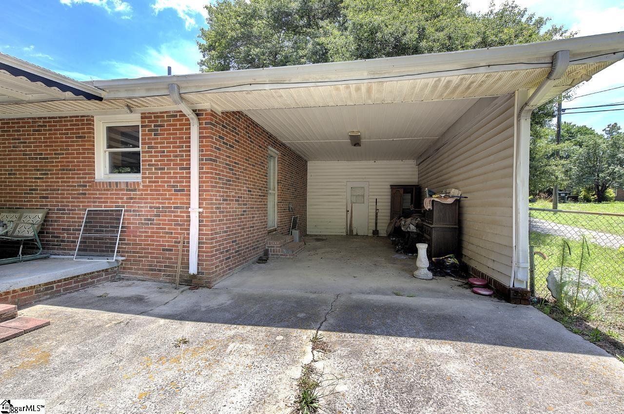 1105 E Georgia Road Simpsonville, SC 29681