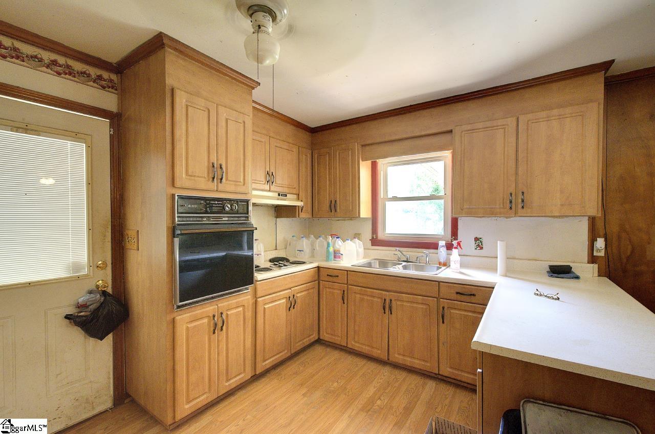 1105 E Georgia Road Simpsonville, SC 29681