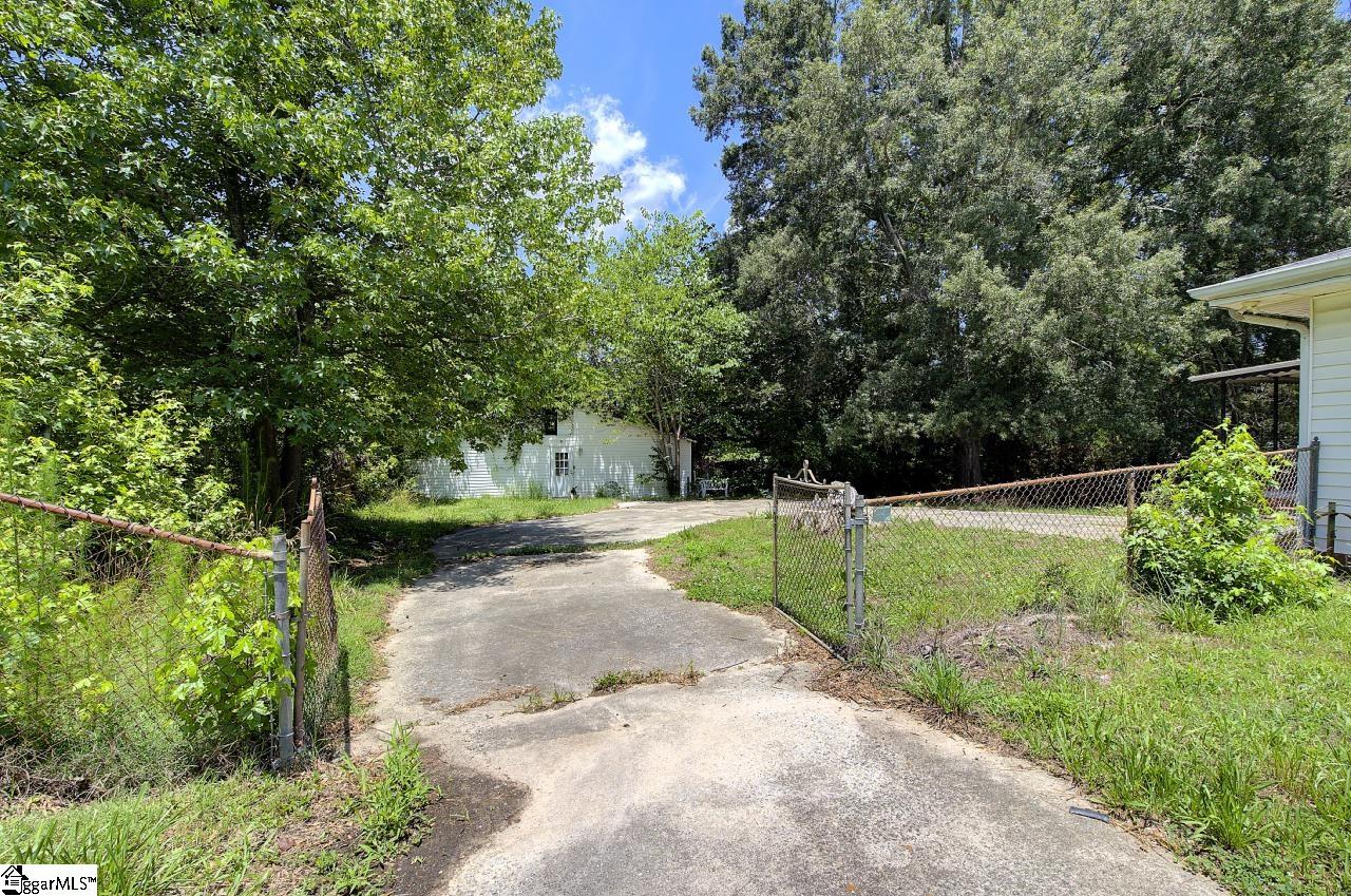 1105 E Georgia Road Simpsonville, SC 29681