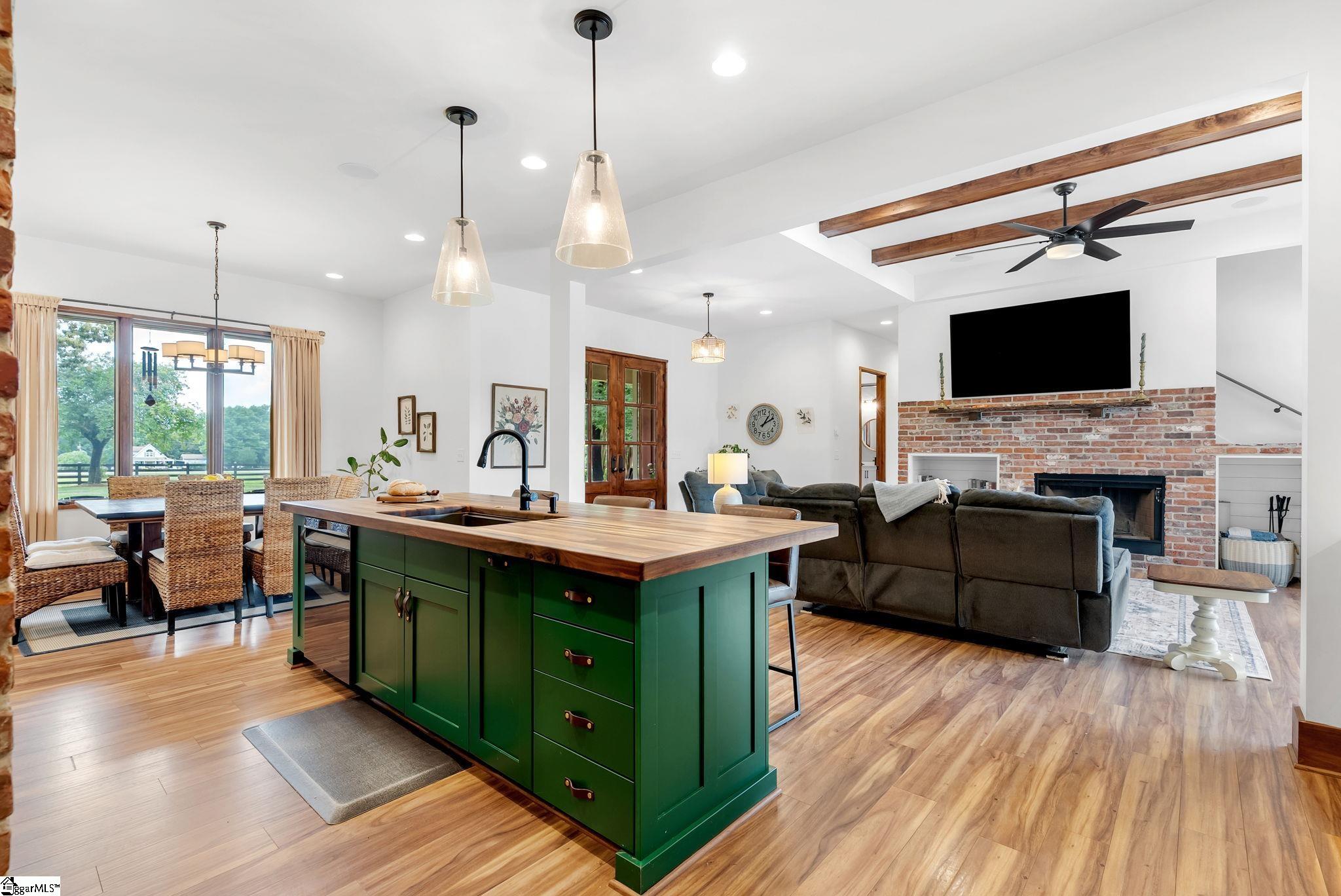 343 Finley Road Easley, SC 29642