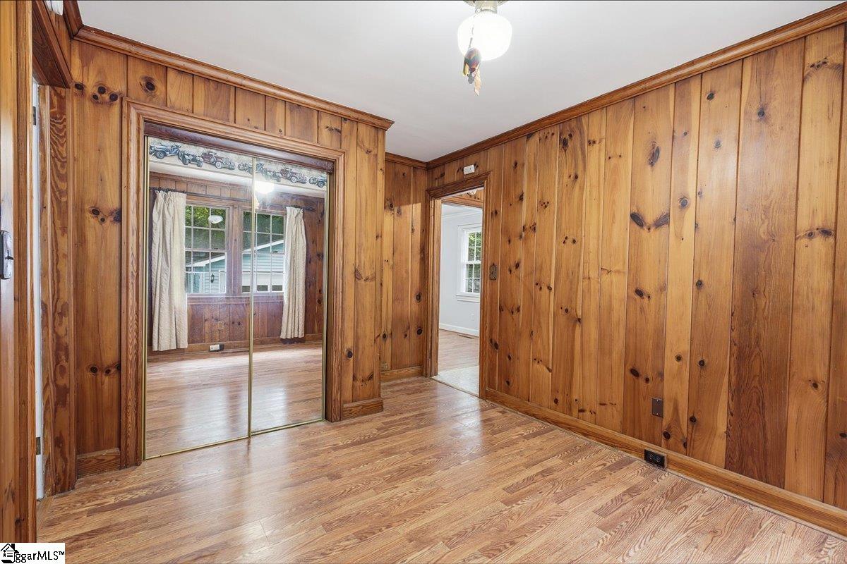 31 Blackburn Street Greenville, SC 29607