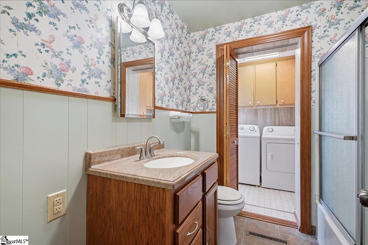 31 Blackburn Street Greenville, SC 29607
