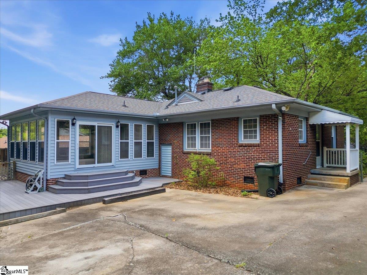 31 Blackburn Street Greenville, SC 29607