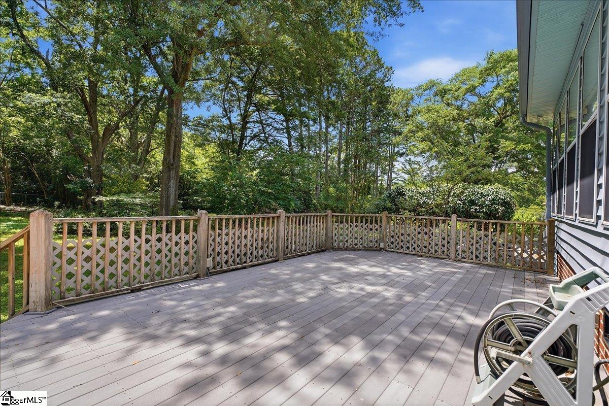 31 Blackburn Street Greenville, SC 29607