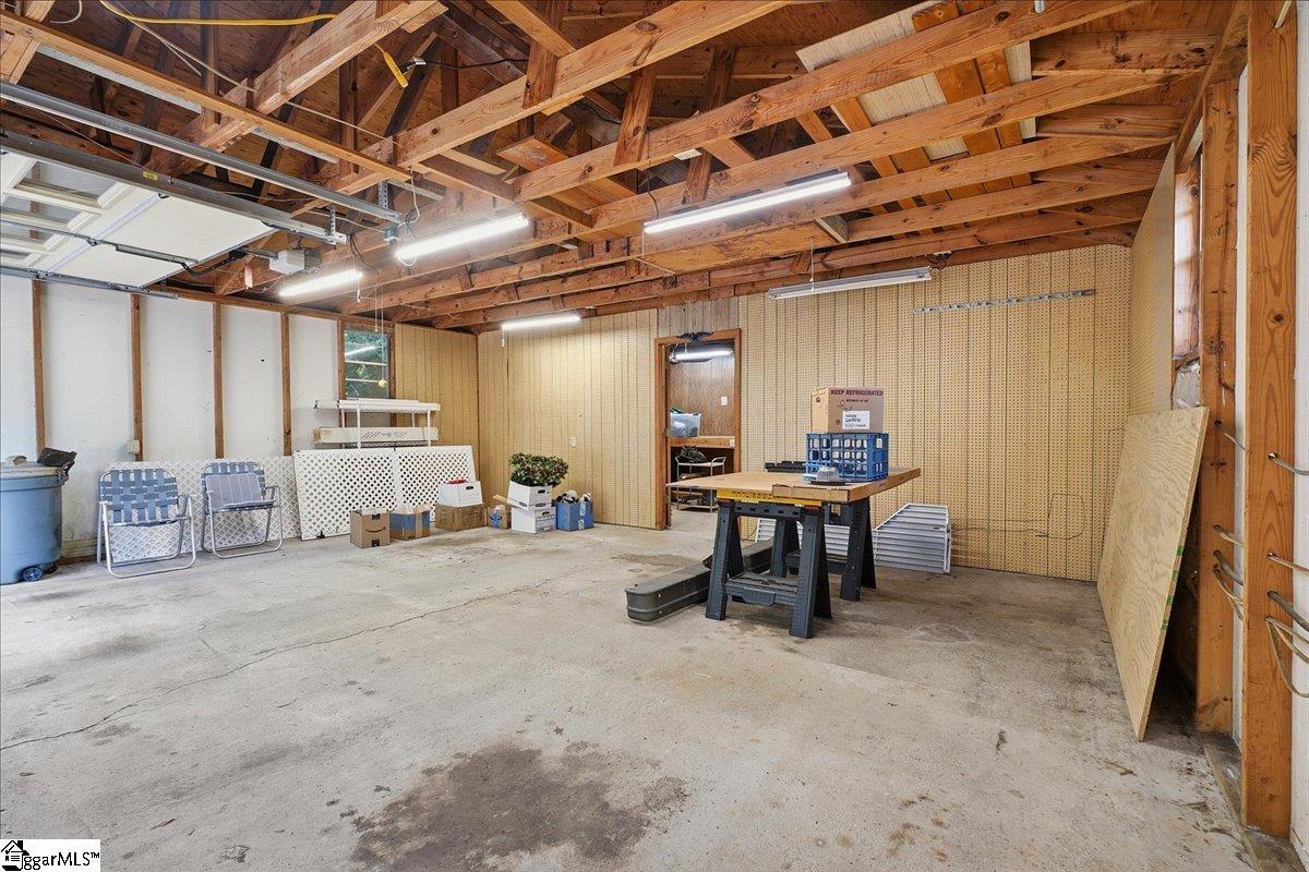 31 Blackburn Street Greenville, SC 29607