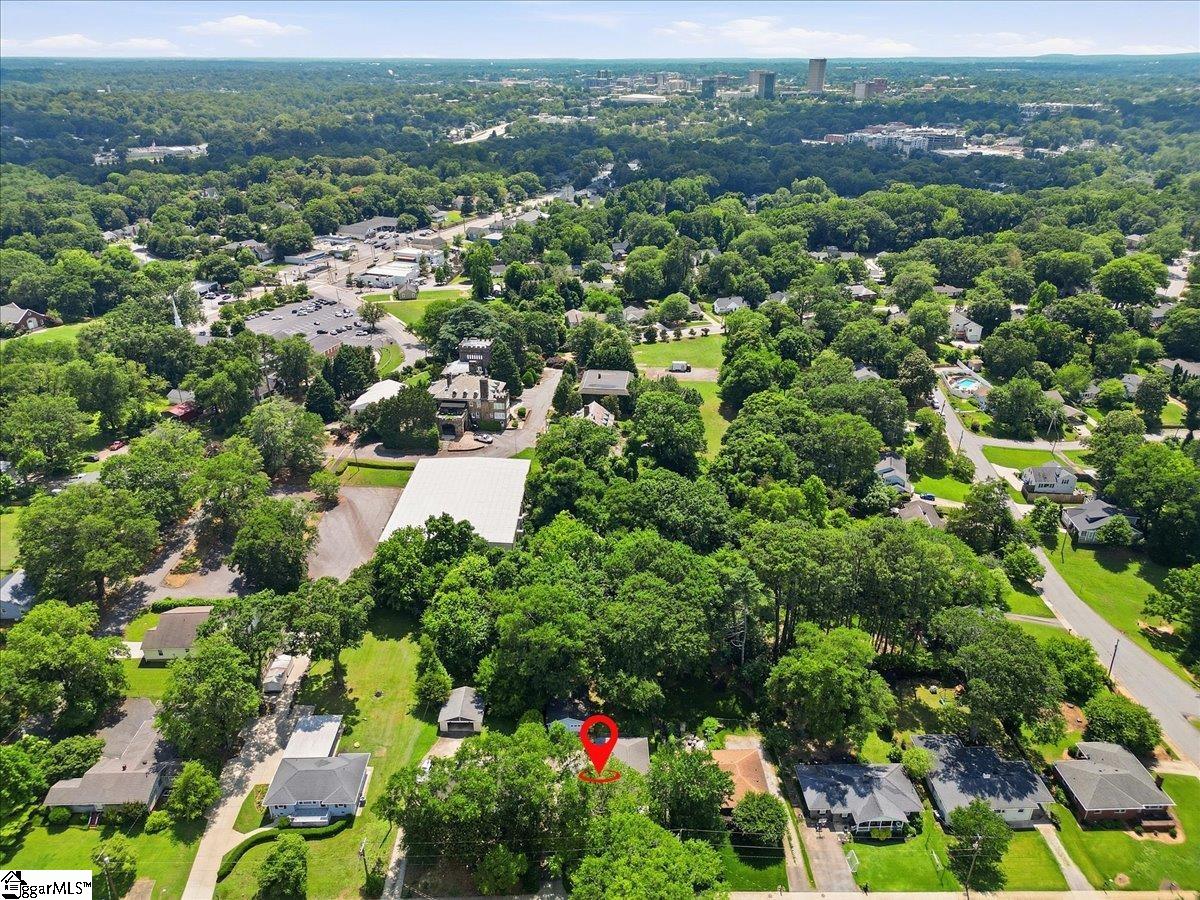 31 Blackburn Street Greenville, SC 29607