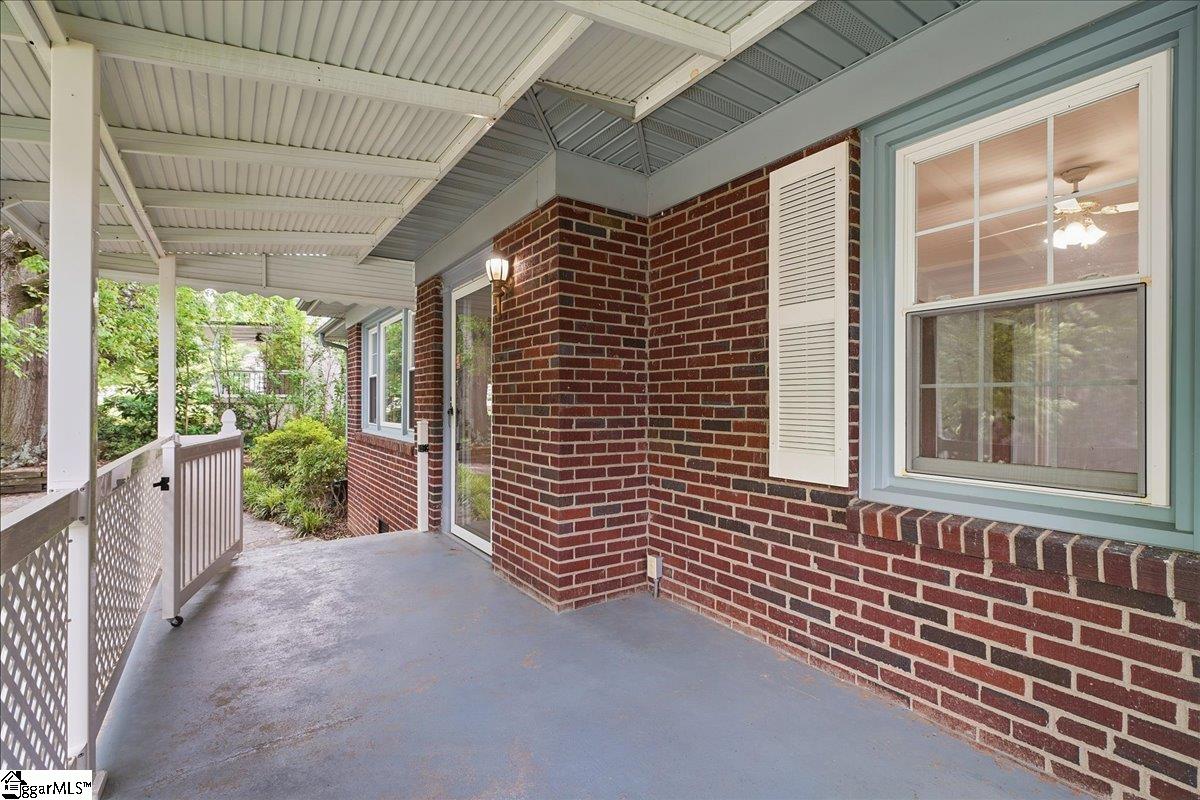 31 Blackburn Street Greenville, SC 29607