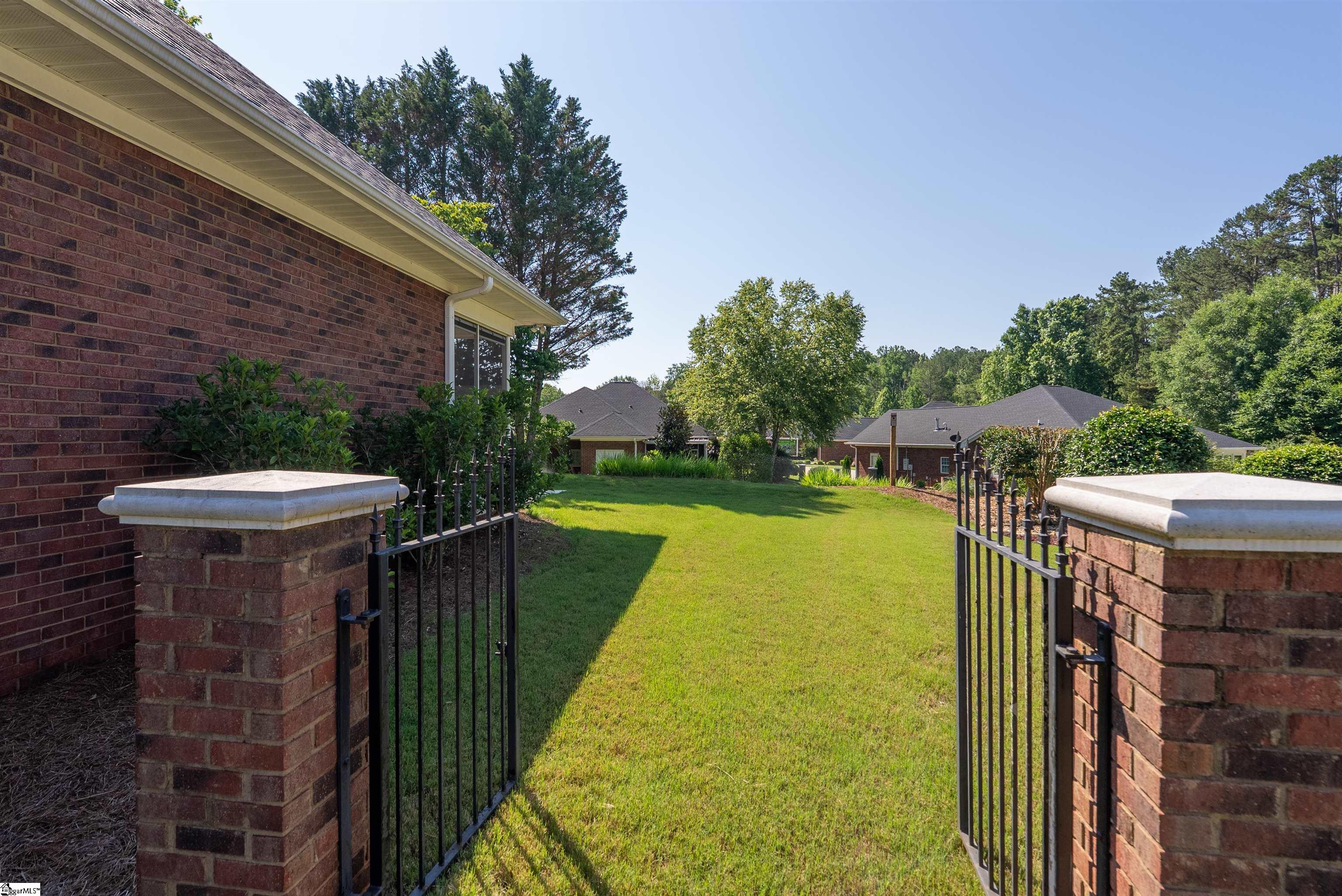703 Nottingham Court Seneca, SC 29672