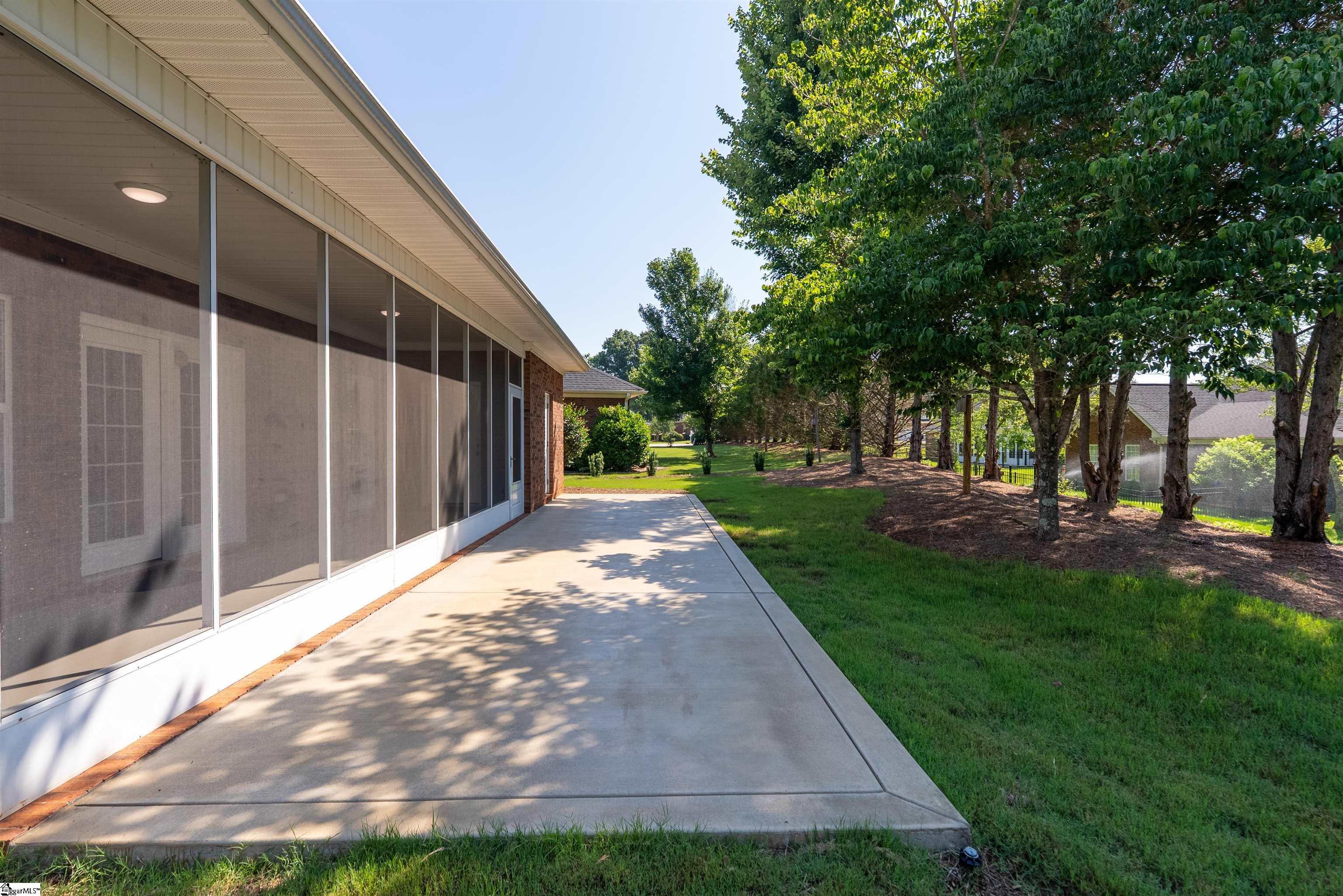 703 Nottingham Court Seneca, SC 29672